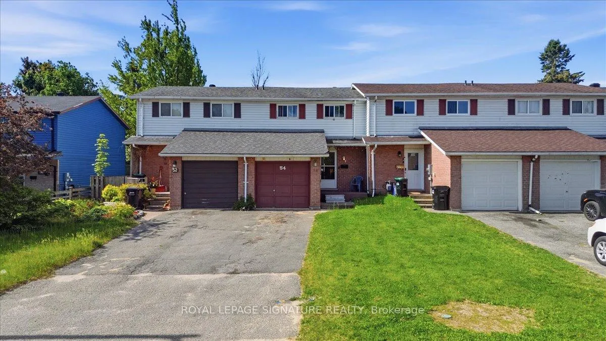 Photo 4 of 54 Scott Crescent, Barrie, Letitia Heights — HOMEH