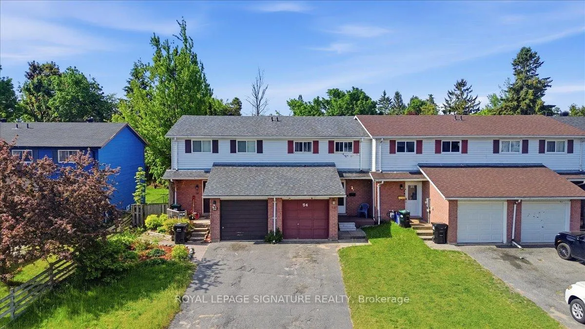 Photo 24 of 54 Scott Crescent, Barrie, Letitia Heights — HOMEH