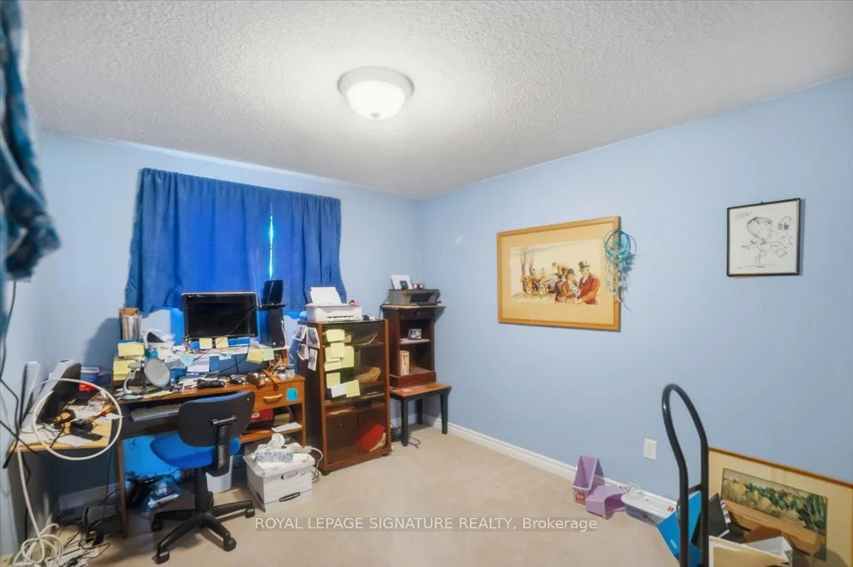 Photo 34 of 54 Scott Crescent, Barrie, Letitia Heights — HOMEH