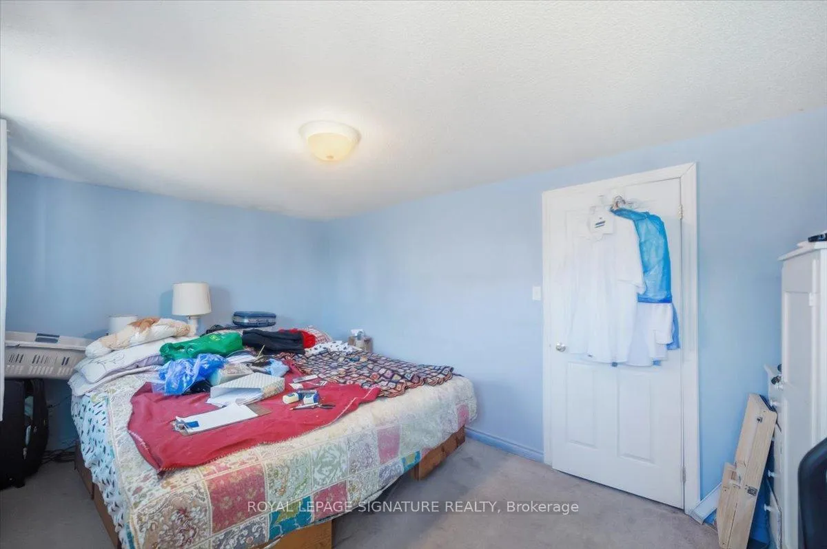 Photo 41 of 54 Scott Crescent, Barrie, Letitia Heights — HOMEH