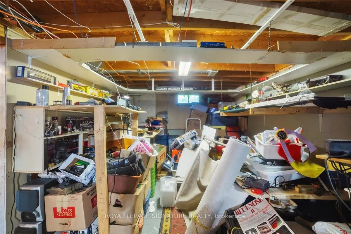 Photo 47 of 54 Scott Crescent, Barrie, Letitia Heights — HOMEH