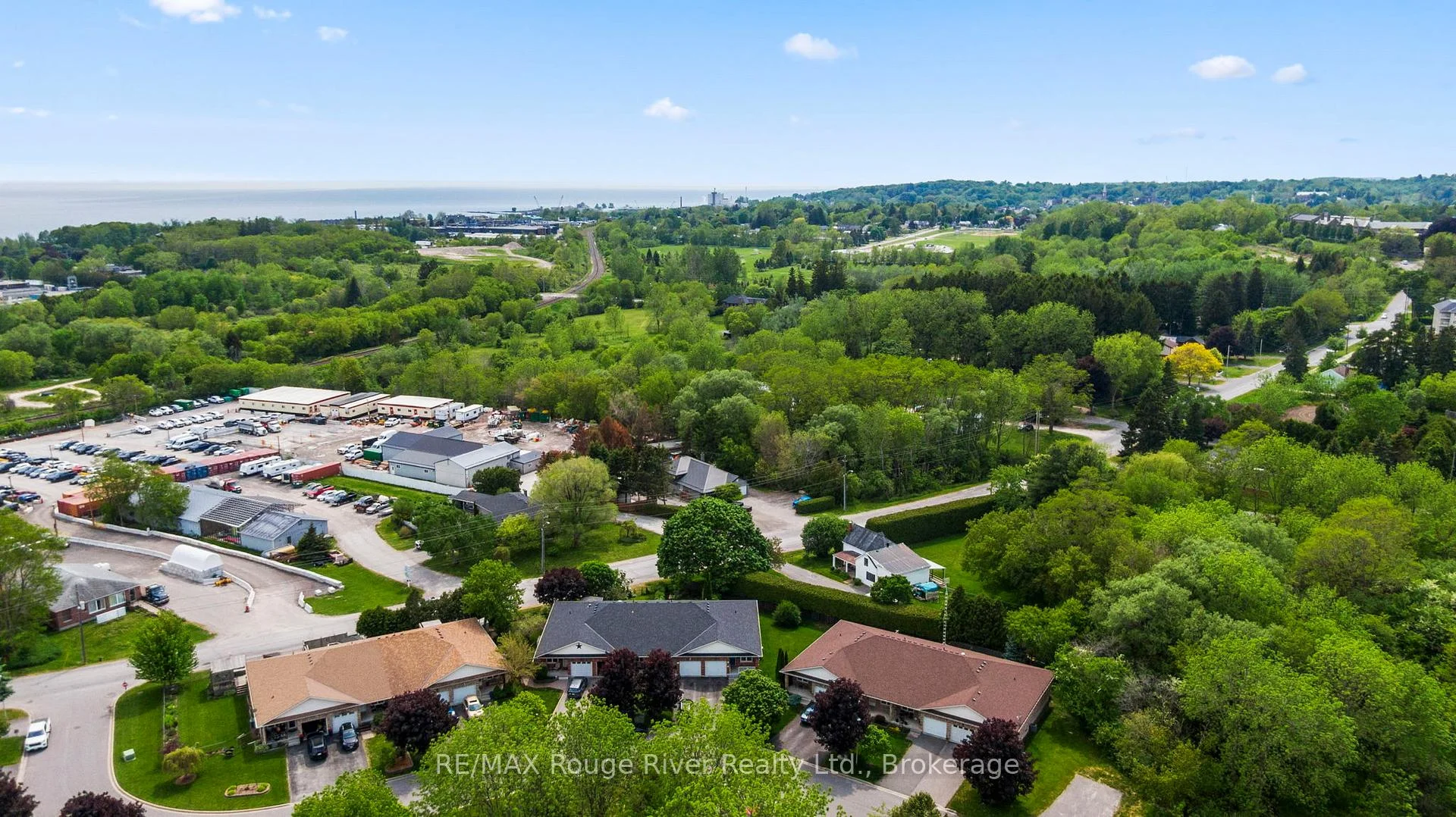 Photo 8 of 16 Talbot Drive, Port Hope — HOMEH