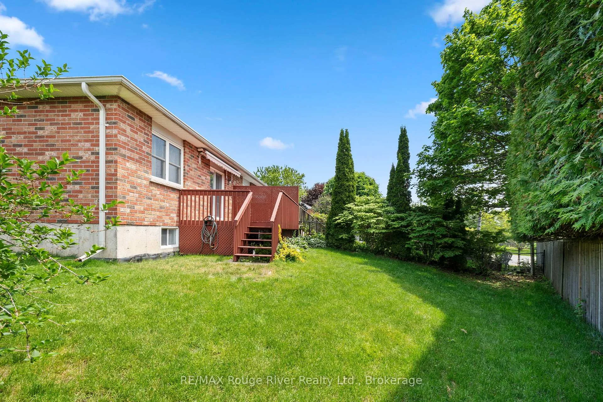 Photo 10 of 16 Talbot Drive, Port Hope — HOMEH