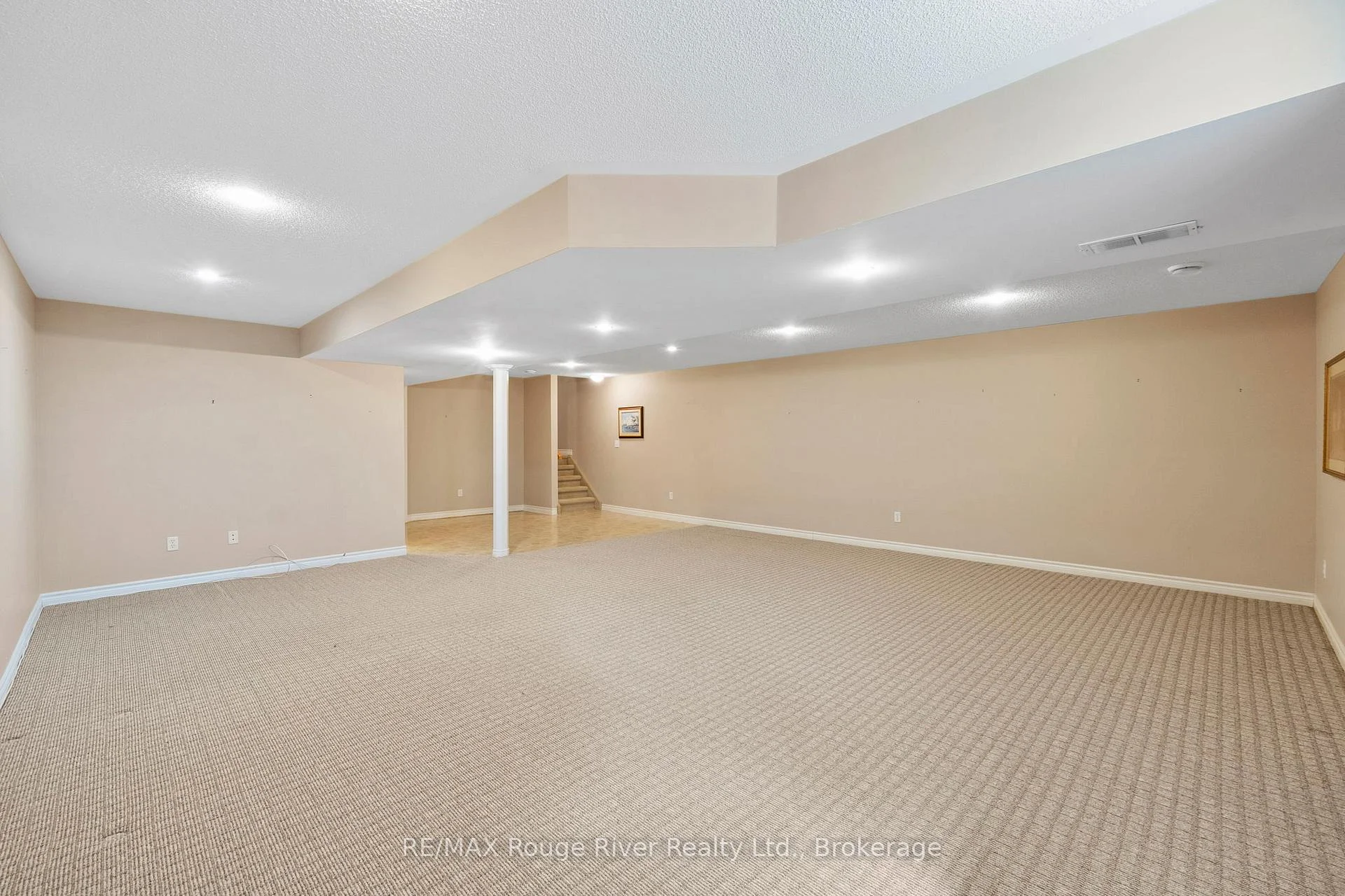 Photo 51 of 16 Talbot Drive, Port Hope — HOMEH