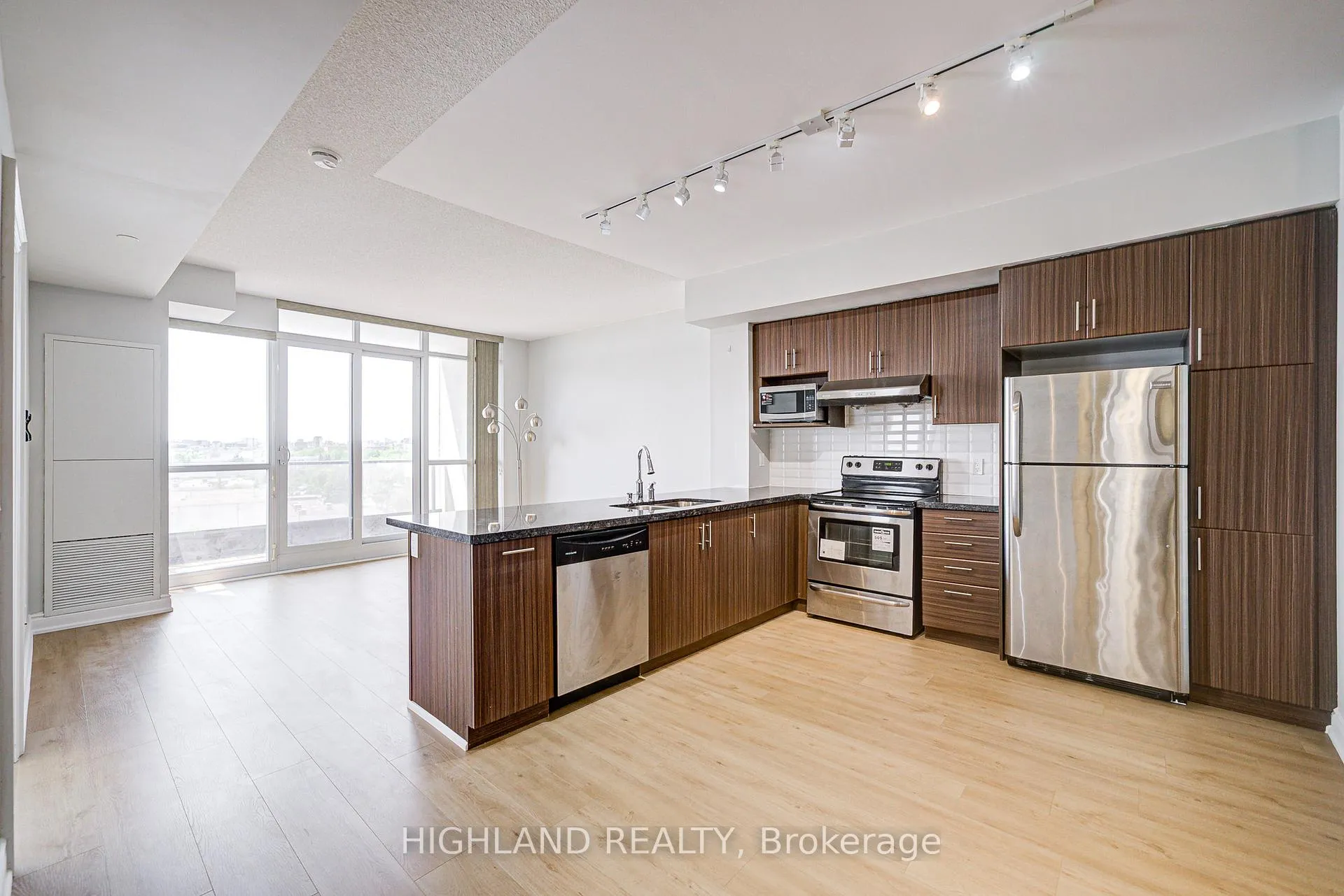Photo 8 of Unit 805, 89 South Town Centre Boulevard, Markham, Unionville — HOMEH