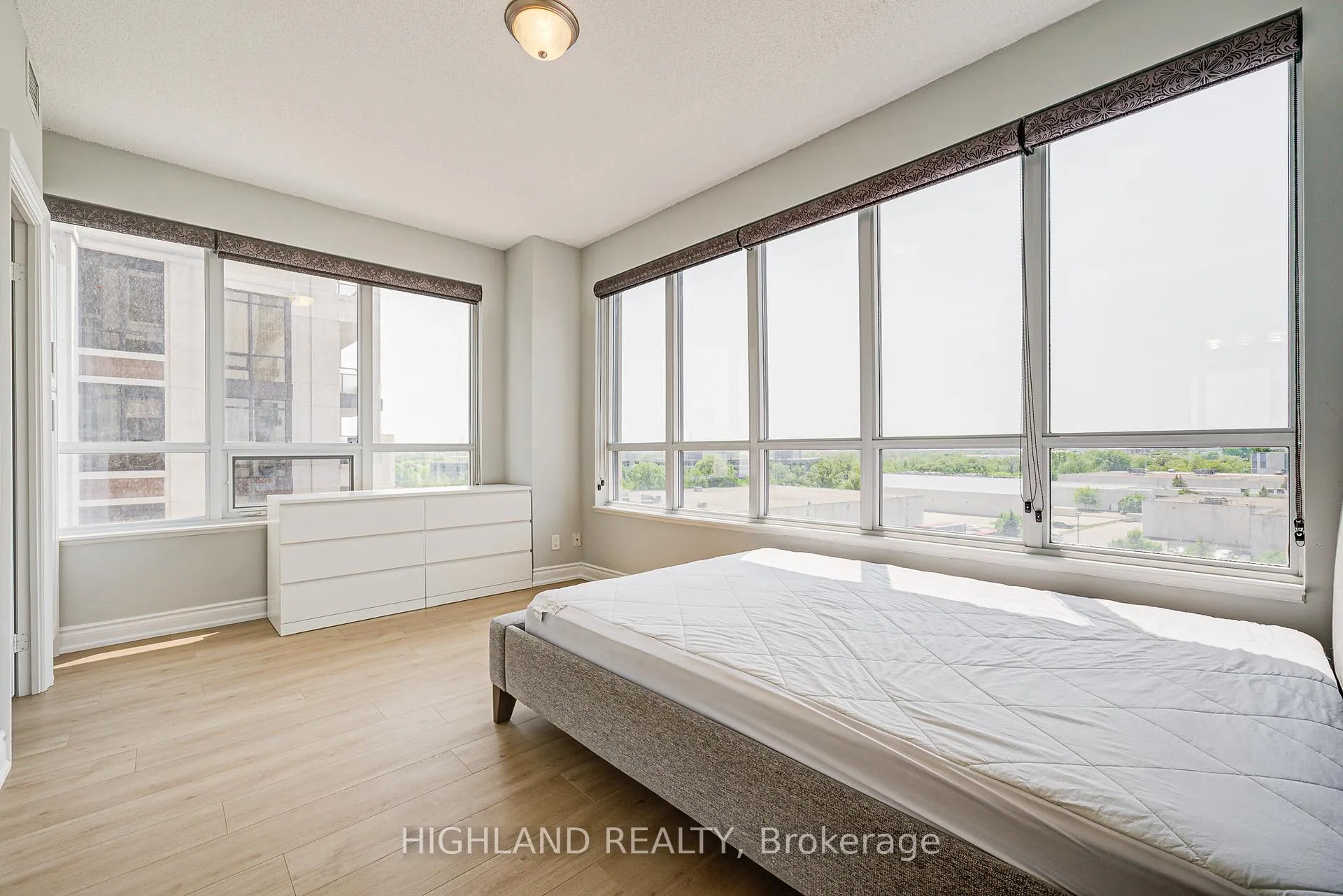 Photo 19 of Unit 805, 89 South Town Centre Boulevard, Markham, Unionville — HOMEH