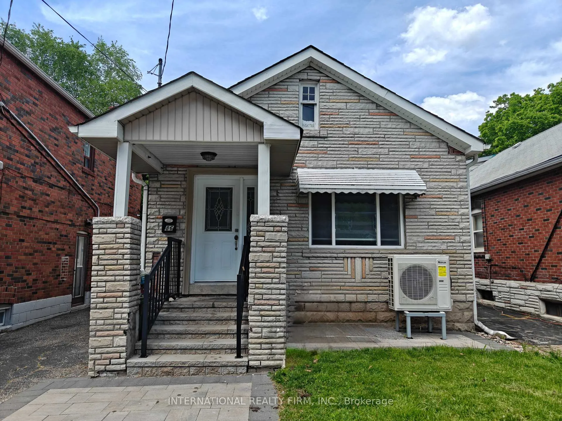 Front of 86 Patterson Avenue