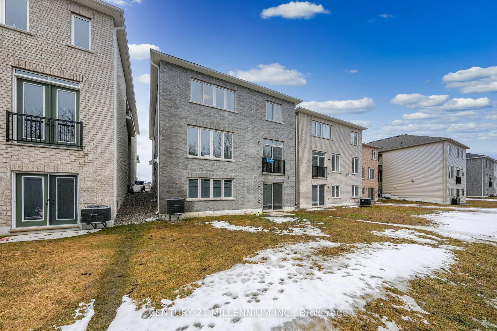 Photo 3 of 464 Black Cherry Crescent, Melancthon, Rural Melancthon — HOMEH