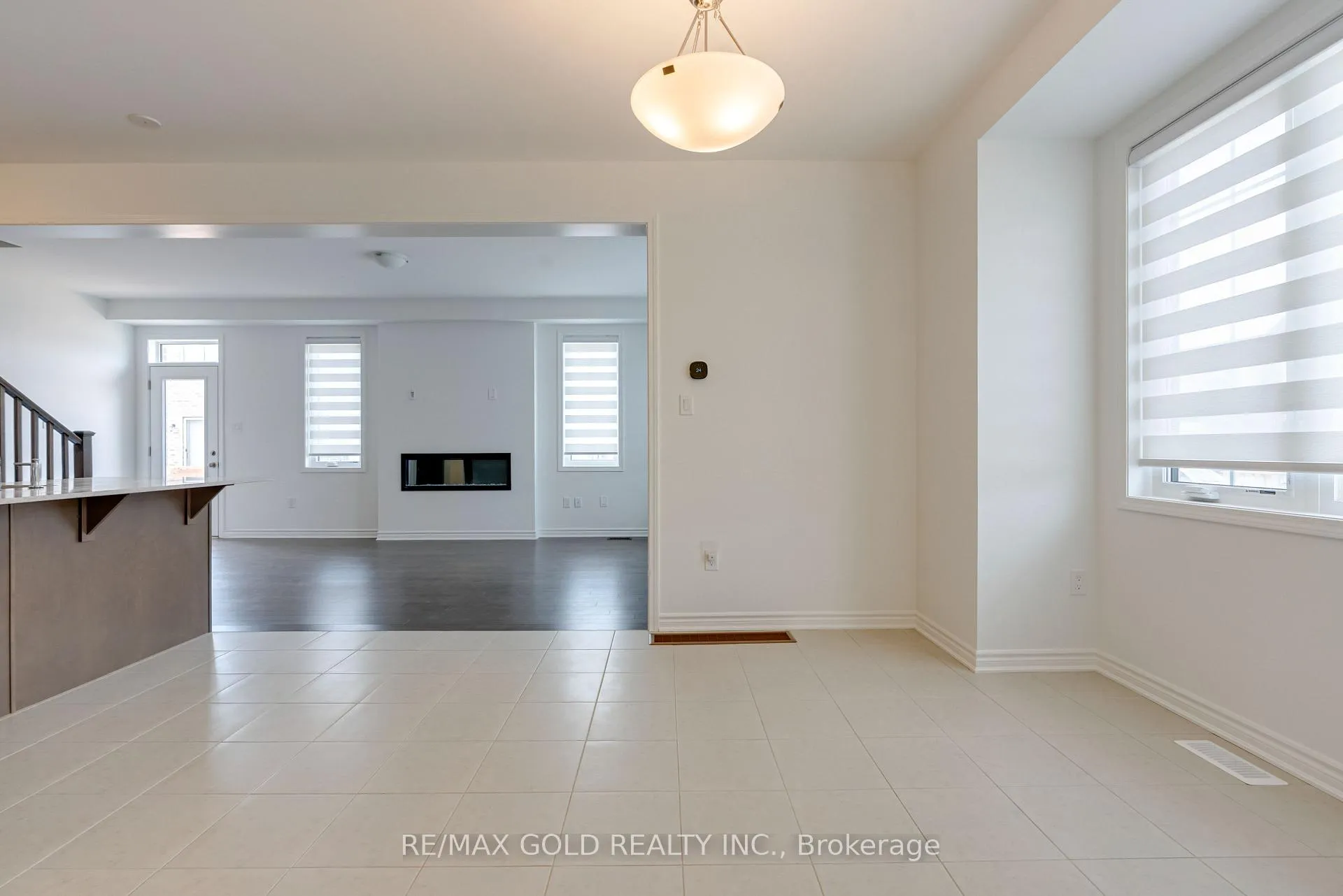 Photo 6 of 1330 Richardson Way, Milton, Bowes — HOMEH