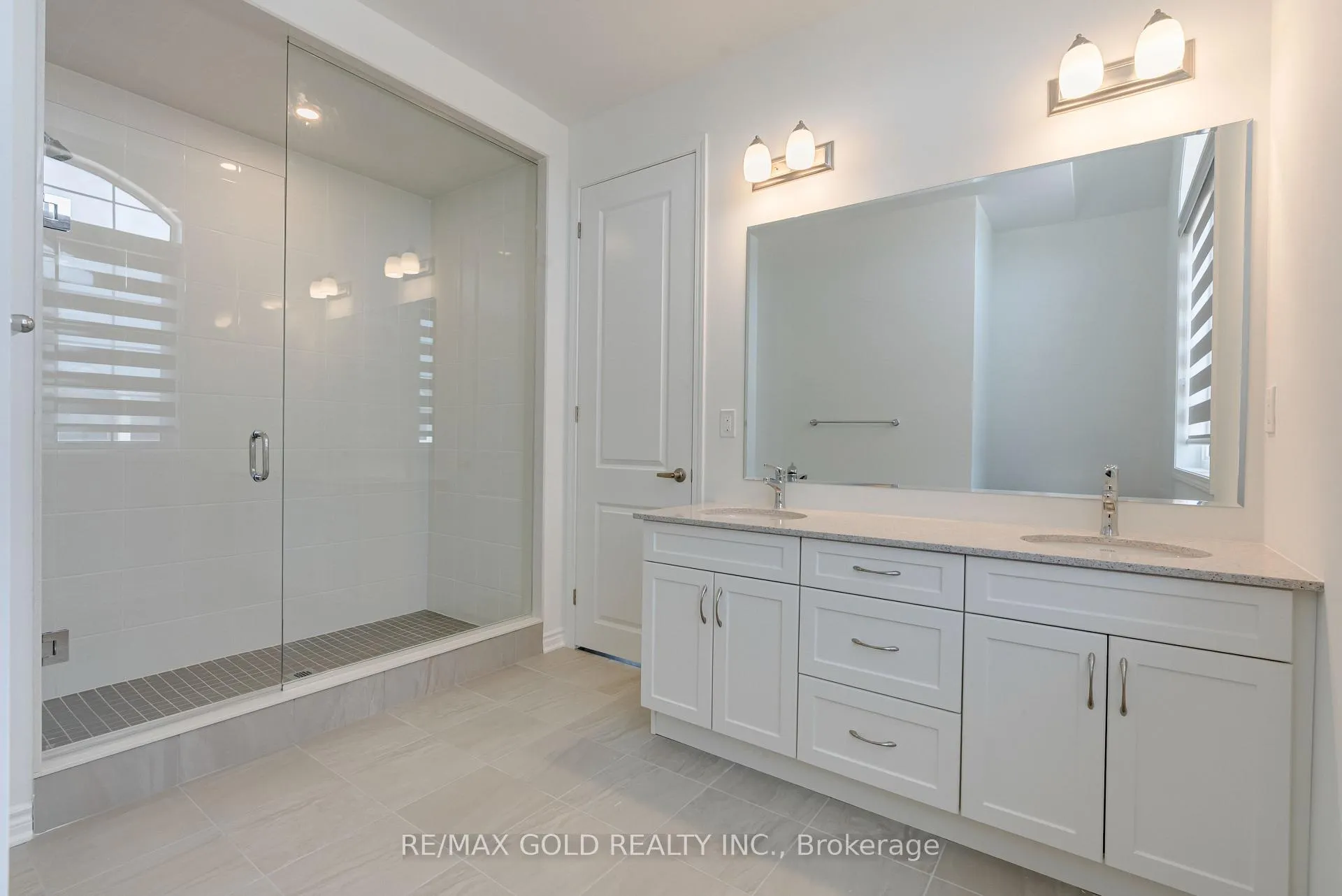 Photo 18 of 1330 Richardson Way, Milton, Bowes — HOMEH