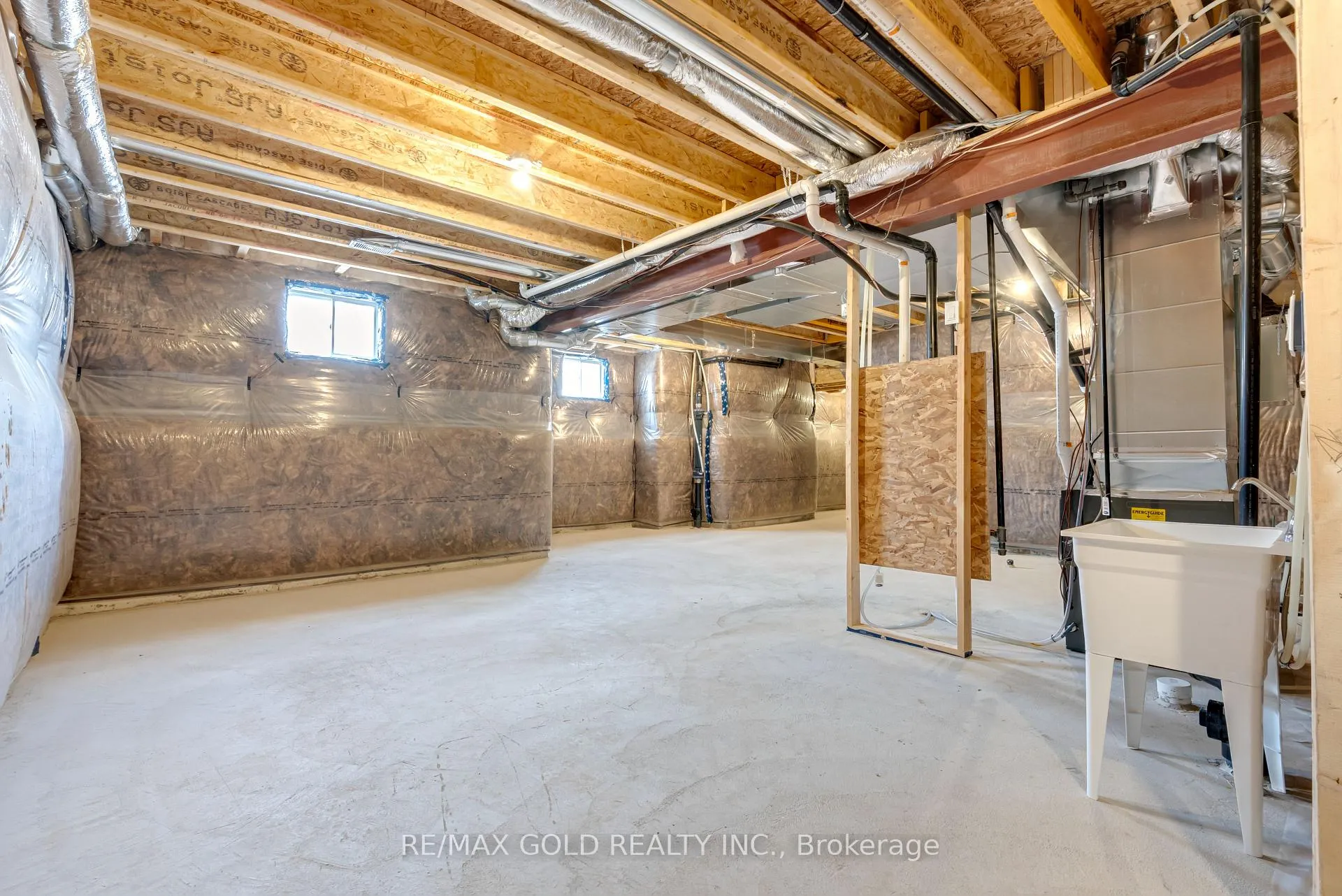 Photo 33 of 1330 Richardson Way, Milton, Bowes — HOMEH