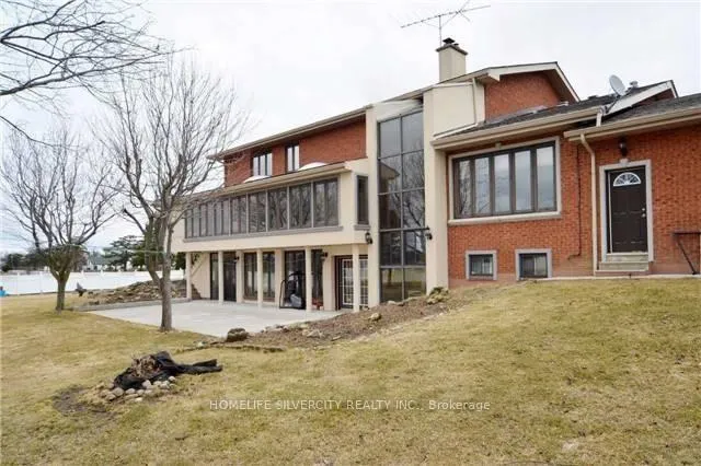 Photo 6 of 11140 Huntington Road E, Vaughan, Kleinburg — HOMEH