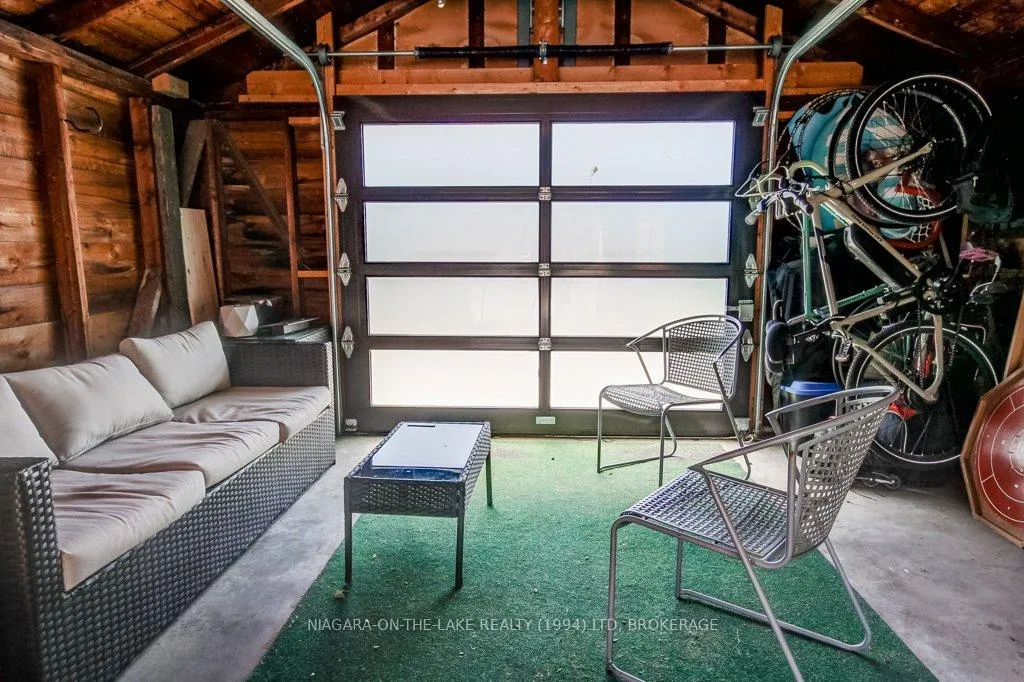 Photo 22 of 2 Vivian Avenue, St. Catharines, Carlton/Bunting — HOMEH