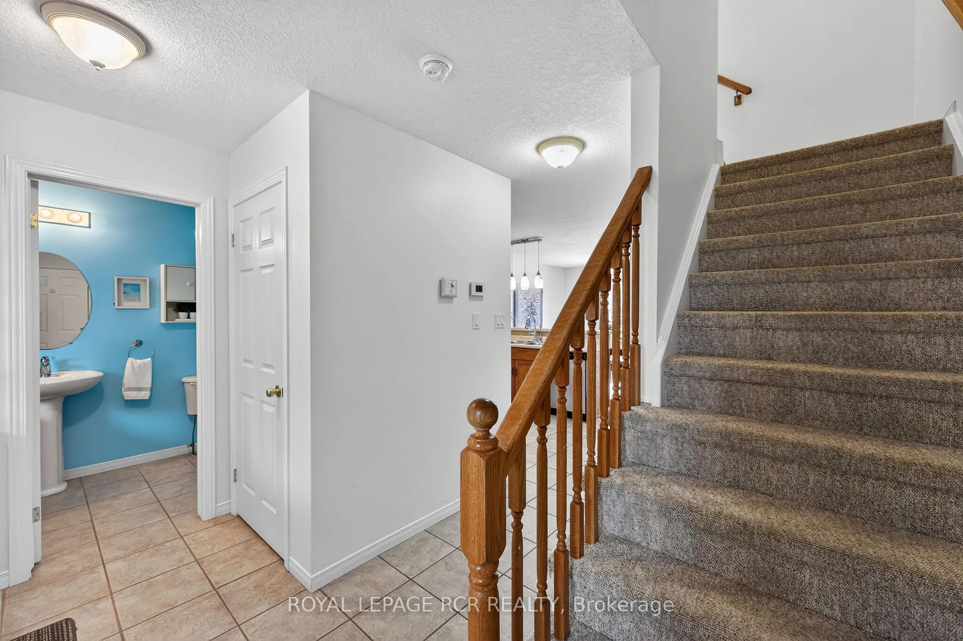 Photo 6 of 1552 Queen Street, Caledon, Alton — HOMEH