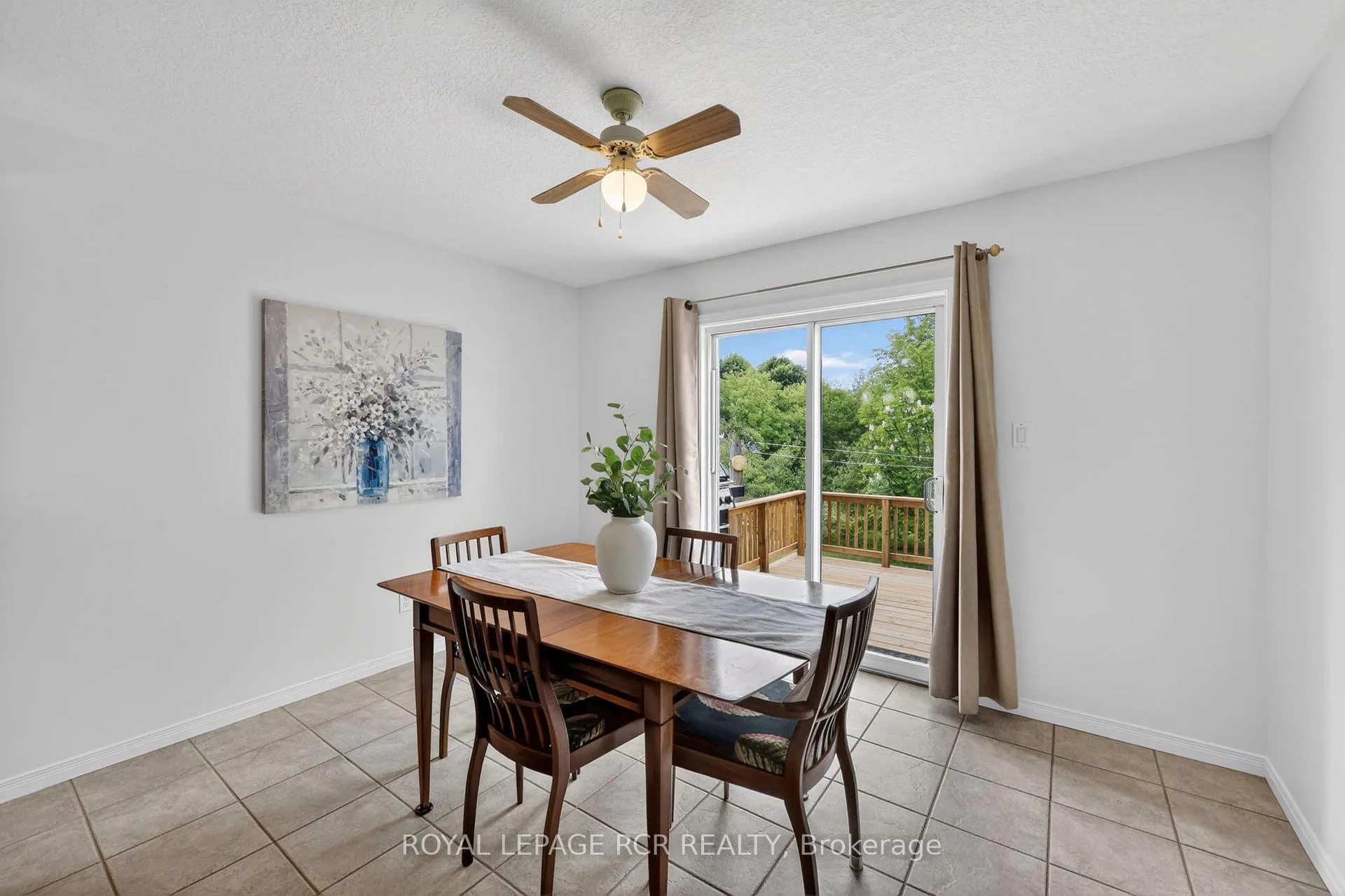 Photo 13 of 1552 Queen Street, Caledon, Alton — HOMEH