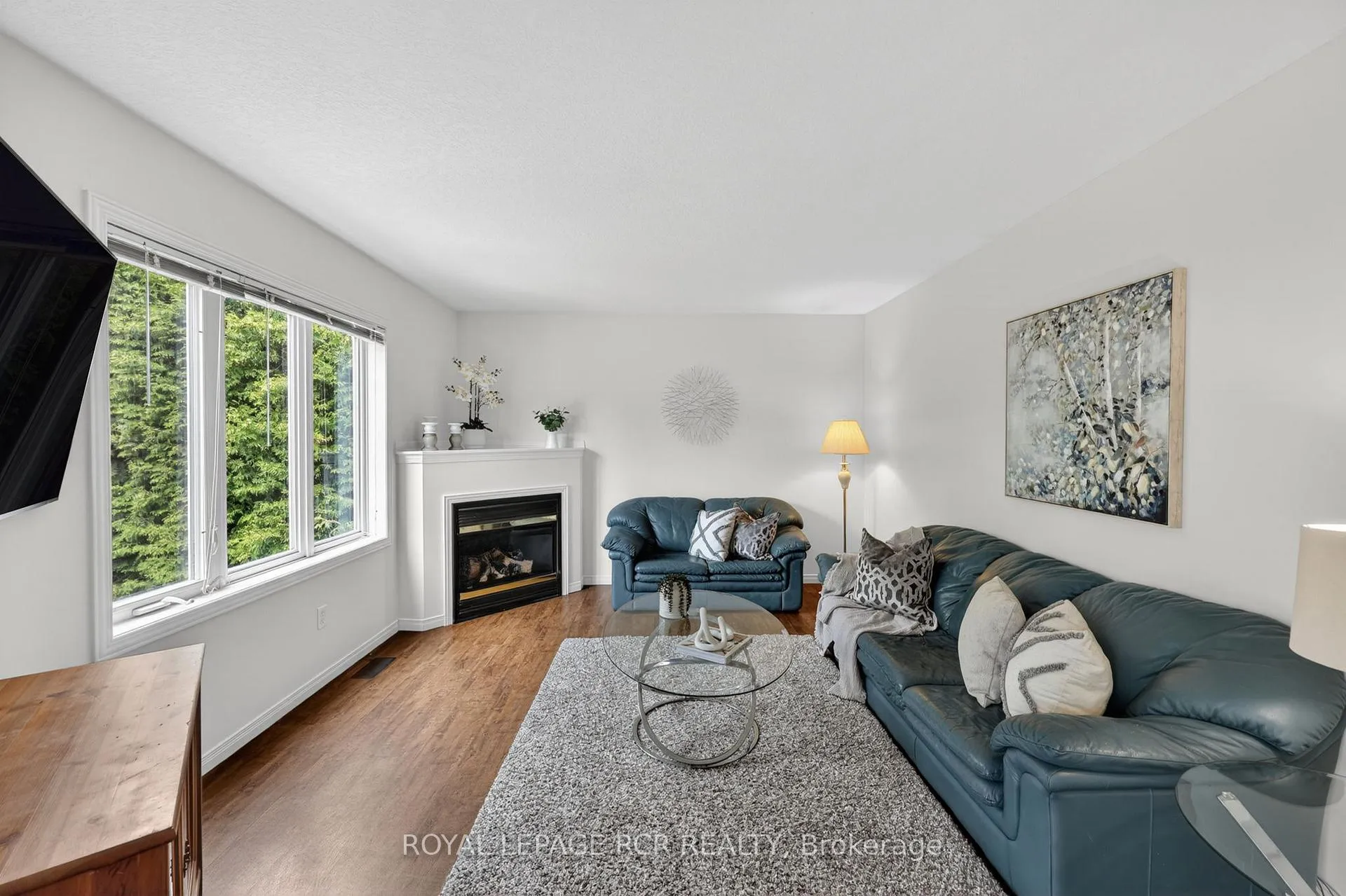 Photo 14 of 1552 Queen Street, Caledon, Alton — HOMEH