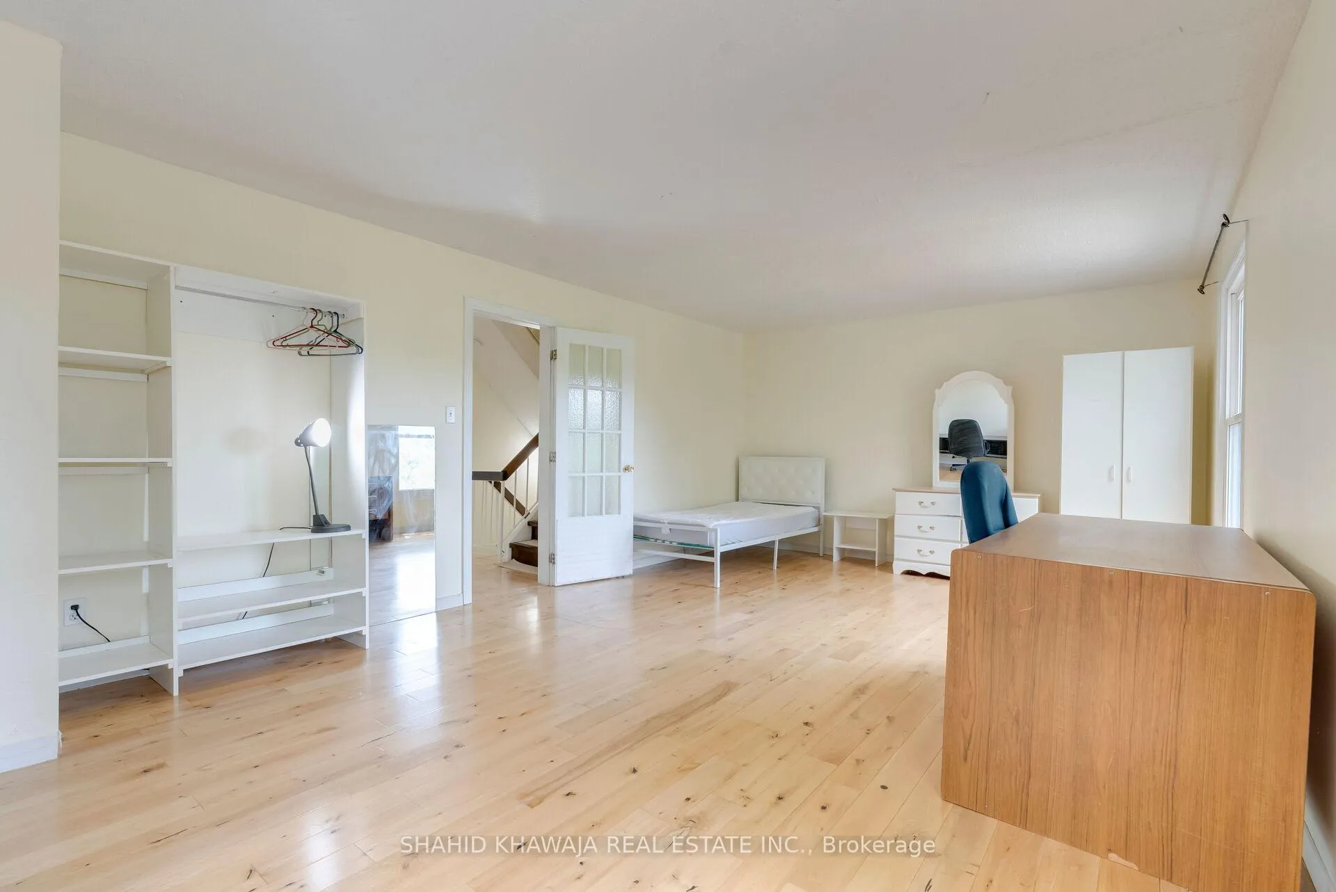 Photo 17 of 143 Janefield Avenue, Guelph, Dovercliffe Park/Old University — HOMEH