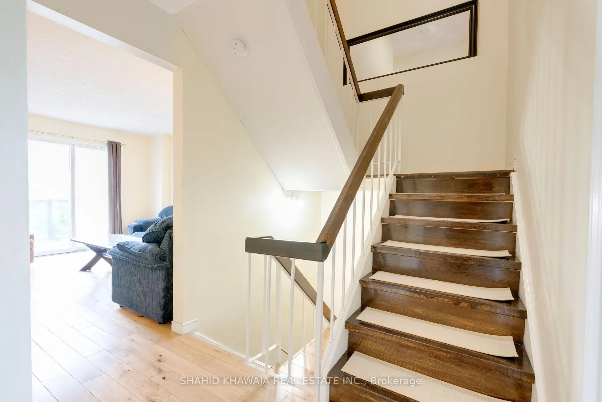 Photo 23 of 143 Janefield Avenue, Guelph, Dovercliffe Park/Old University — HOMEH