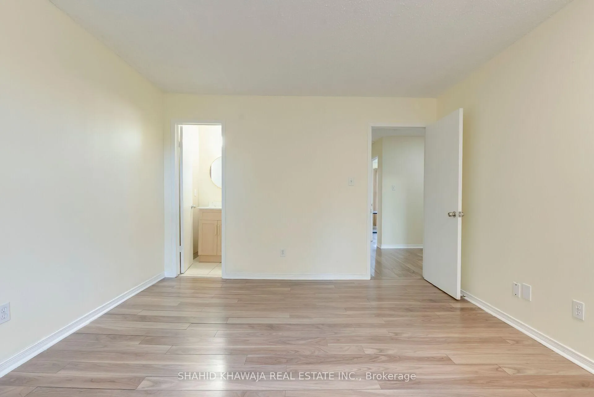 Photo 26 of 143 Janefield Avenue, Guelph, Dovercliffe Park/Old University — HOMEH