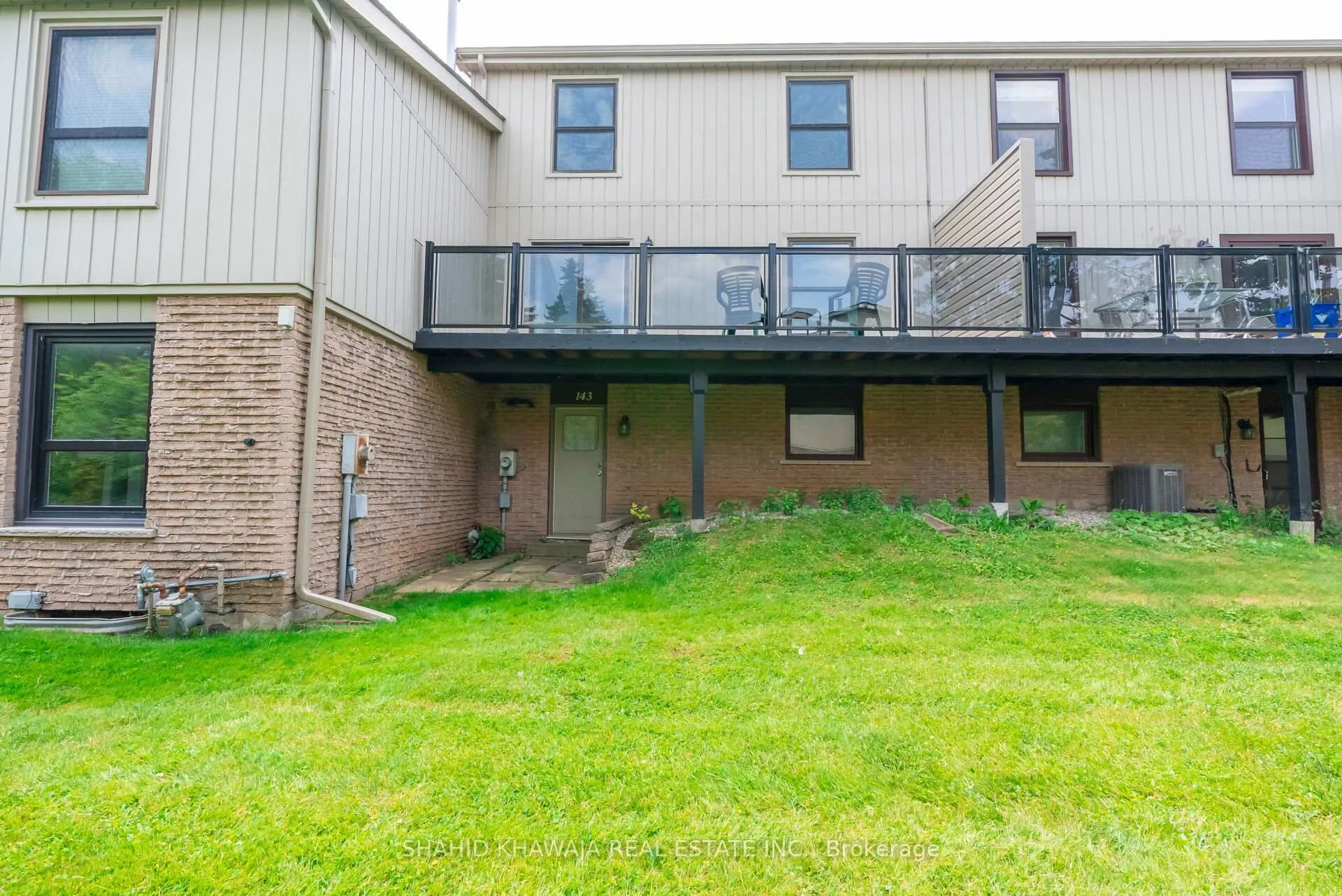 Photo 38 of 143 Janefield Avenue, Guelph, Dovercliffe Park/Old University — HOMEH