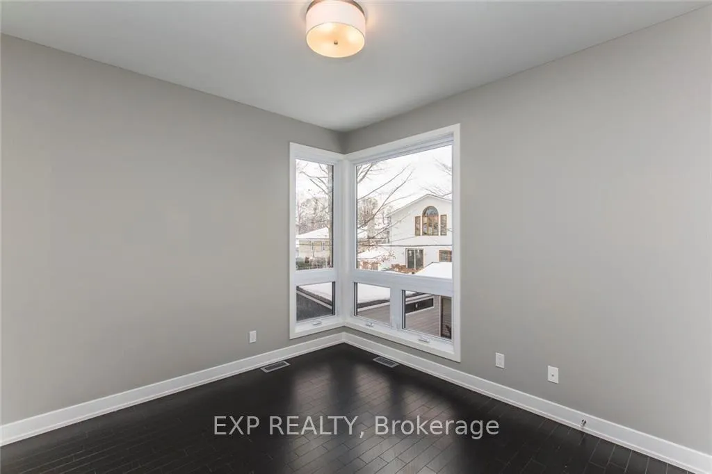 Photo 16 of 546 Guy Street, Ottawa, Castle Heights — HOMEH