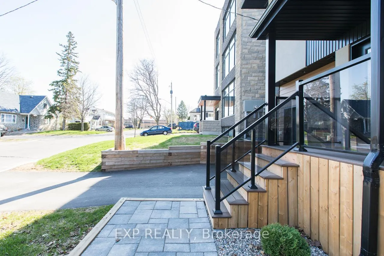 Photo 28 of 546 Guy Street, Ottawa, Castle Heights — HOMEH