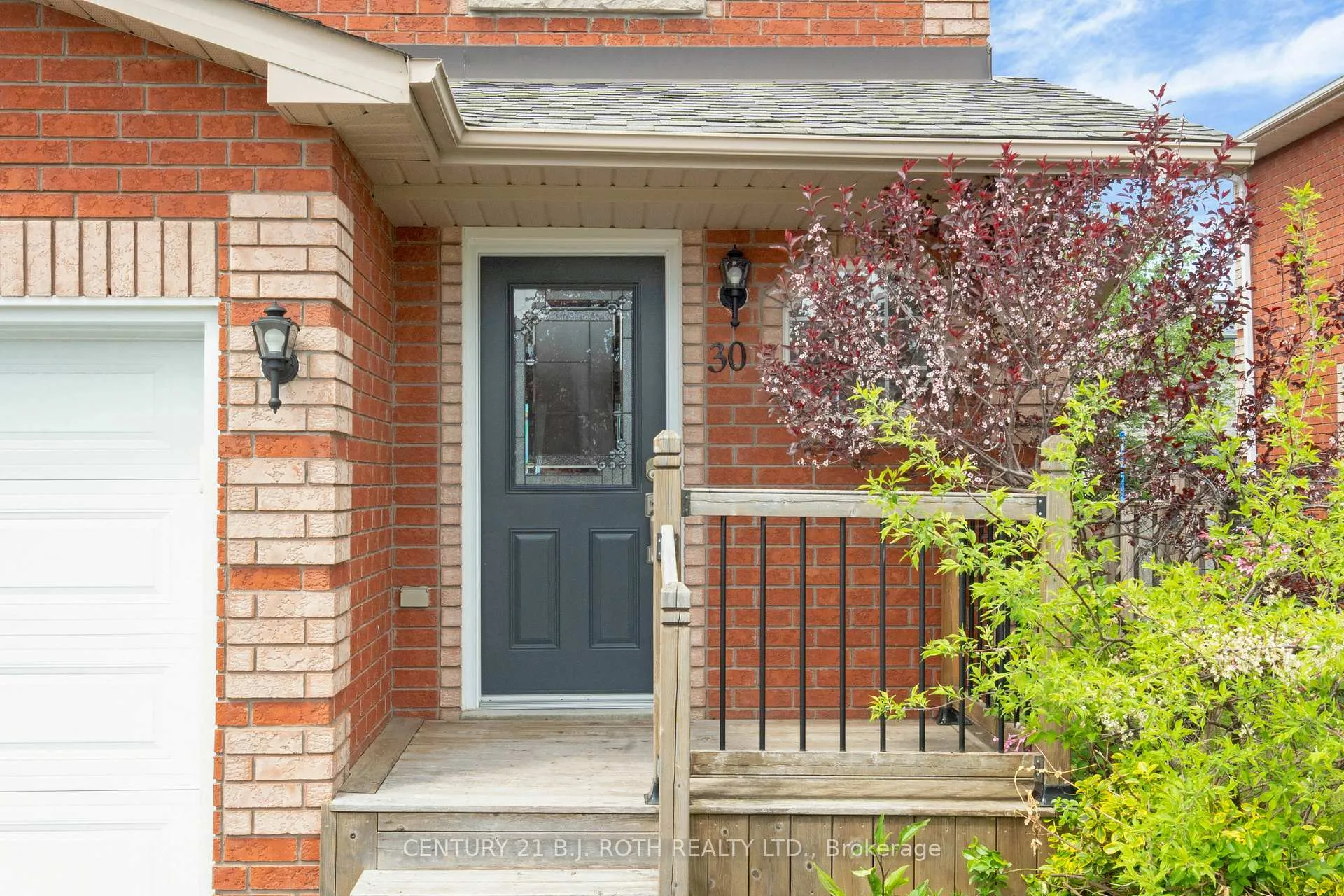 Photo 5 of 30 Ginger Drive, Barrie, Holly — HOMEH