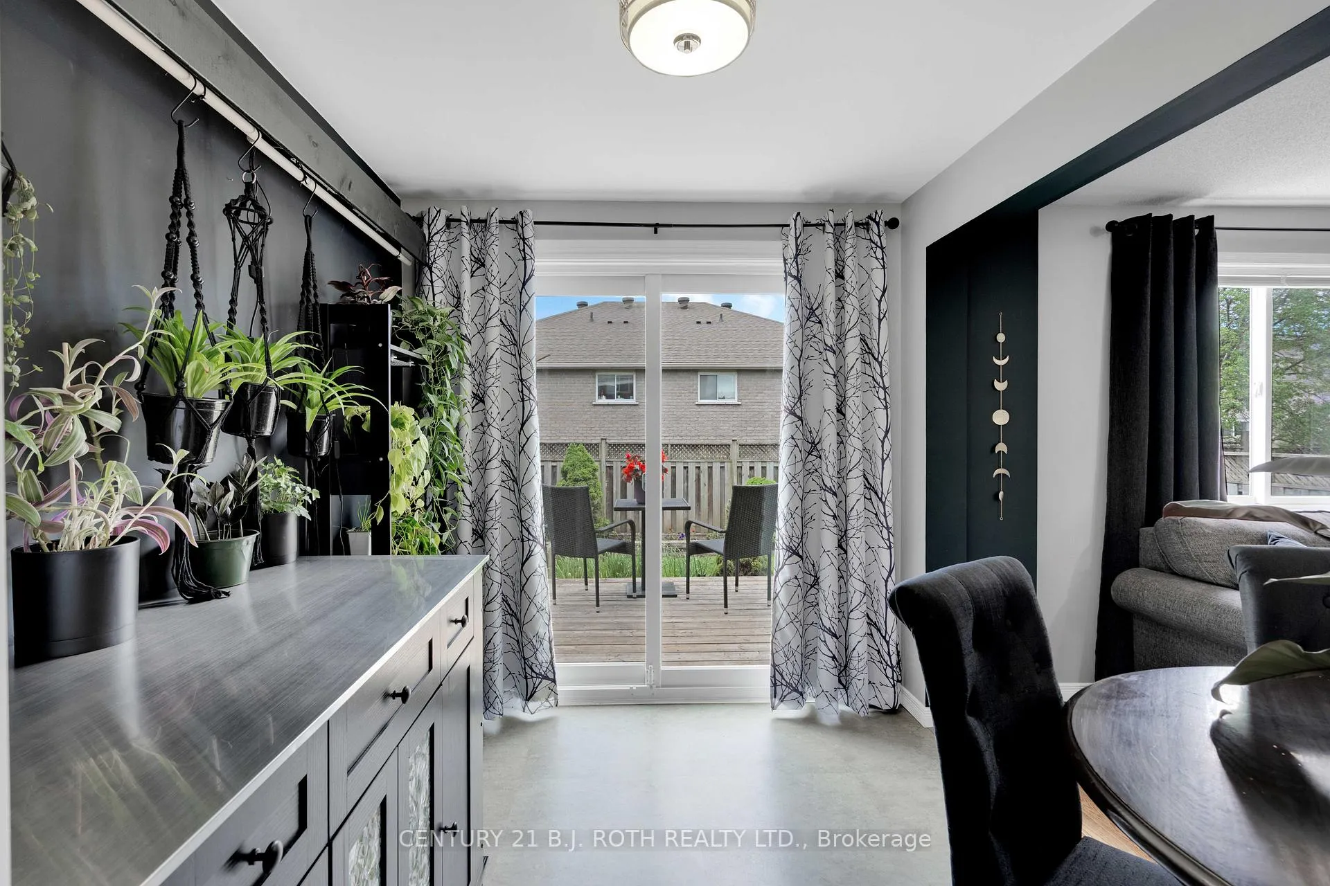 Photo 12 of 30 Ginger Drive, Barrie, Holly — HOMEH