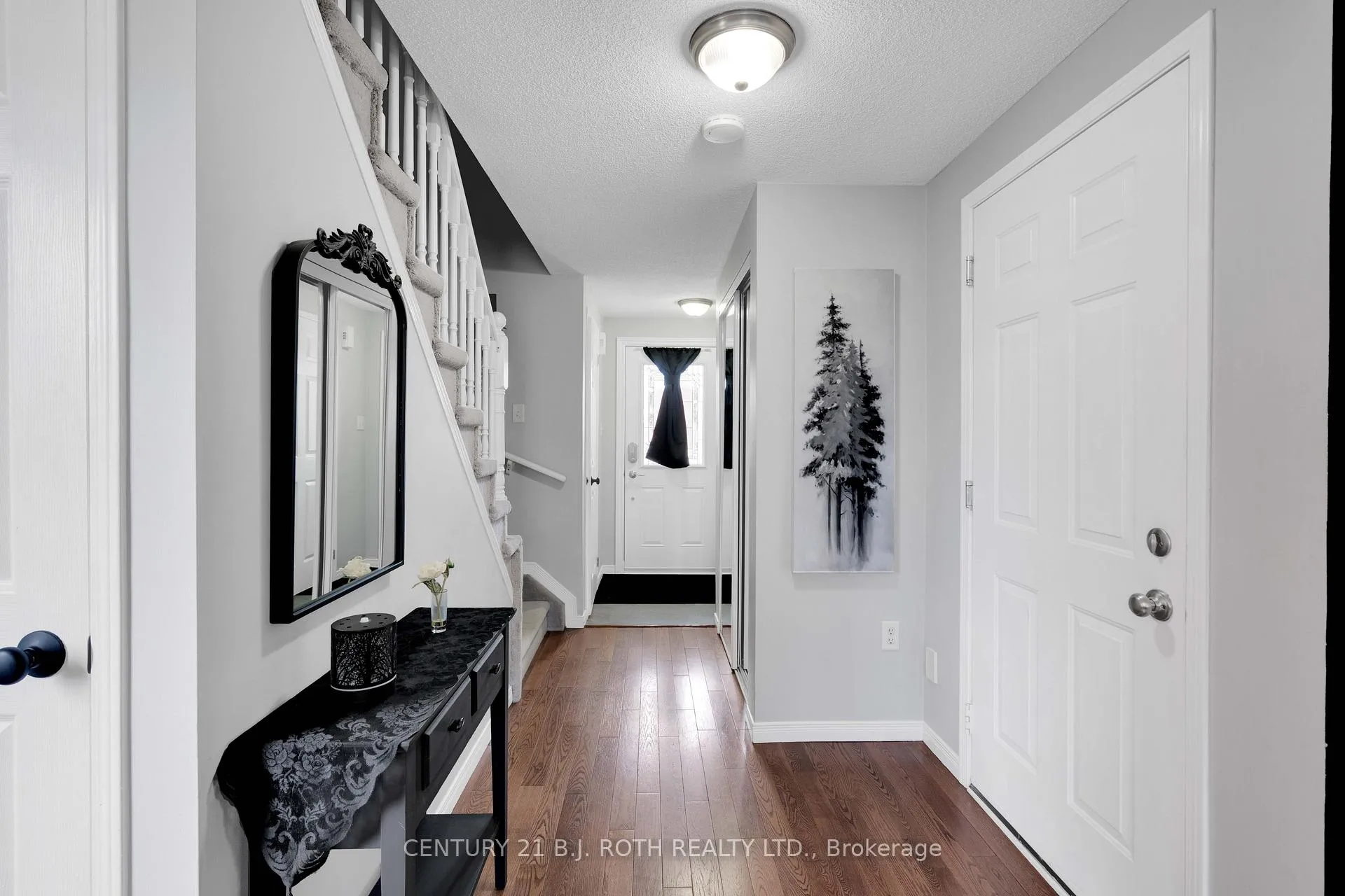 Photo 15 of 30 Ginger Drive, Barrie, Holly — HOMEH