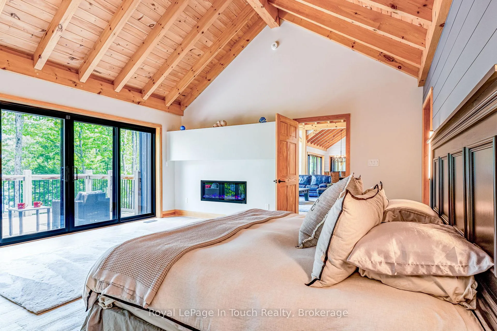 Photo 24 of 14 Carling Cove Drive, Carling — HOMEH
