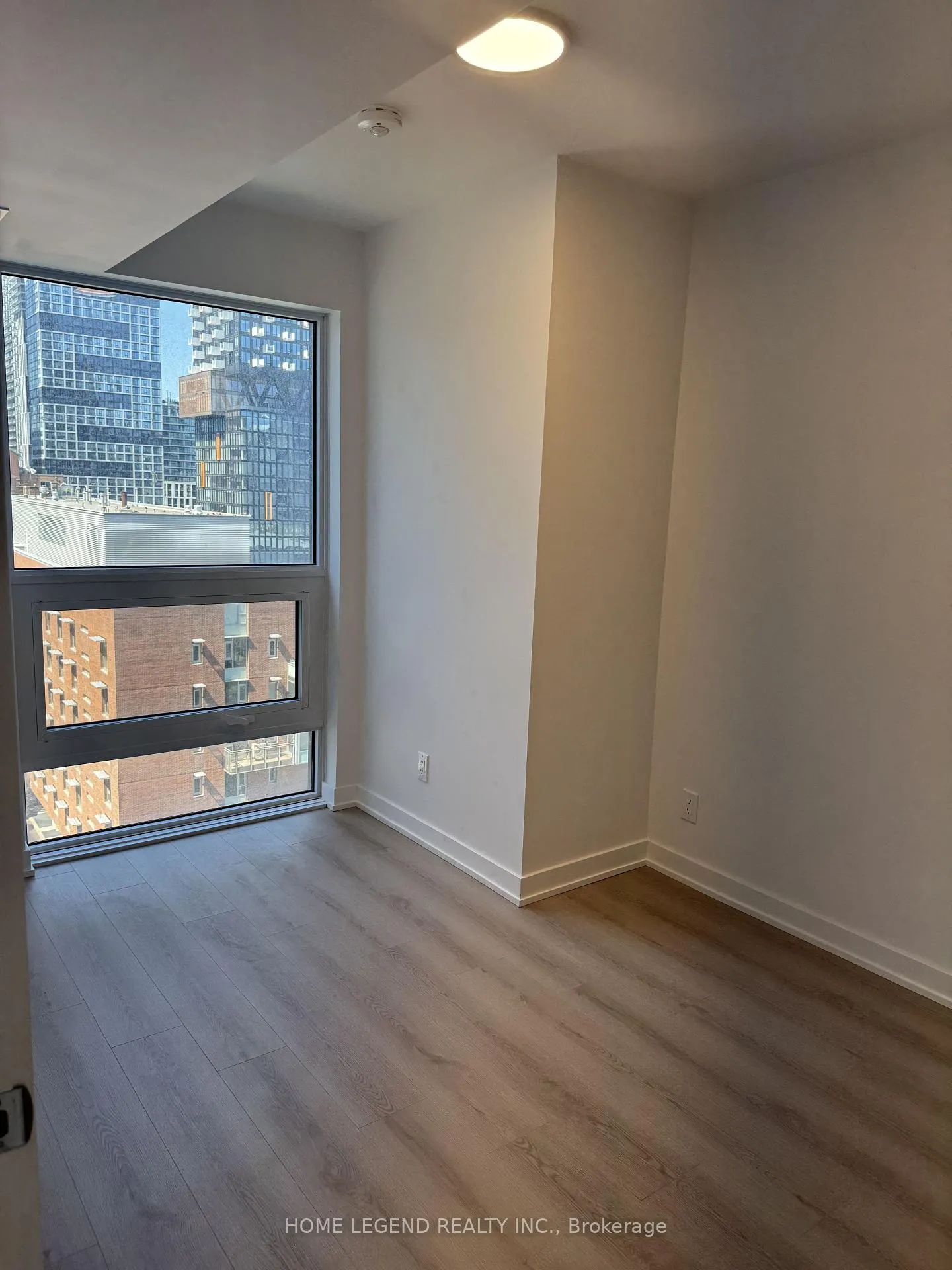 Photo 9 of Unit 1102, 100 Queen Street E, Toronto, Church-Yonge Corridor — HOMEH