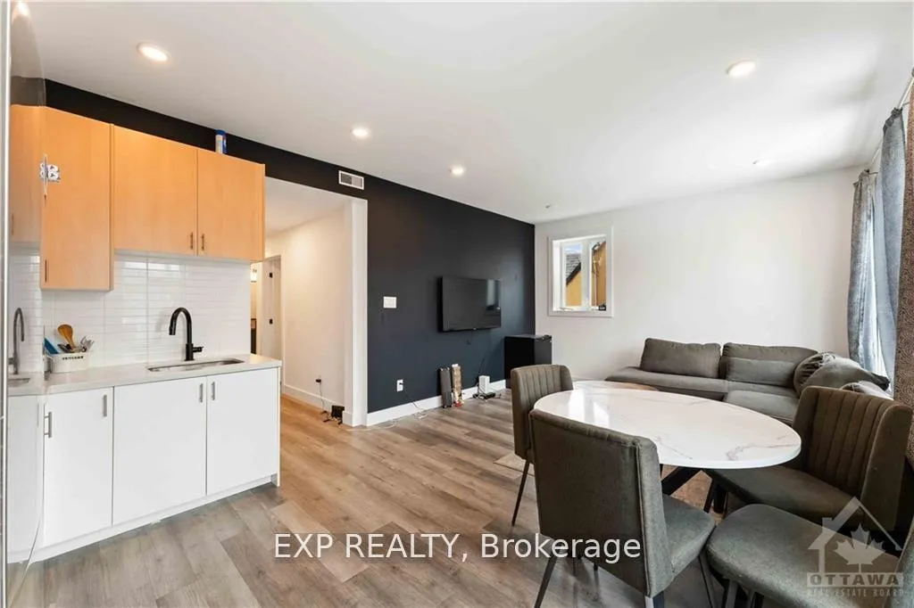 Photo 5 of 227 Blackburn Avenue, Ottawa, Sandy Hill — HOMEH