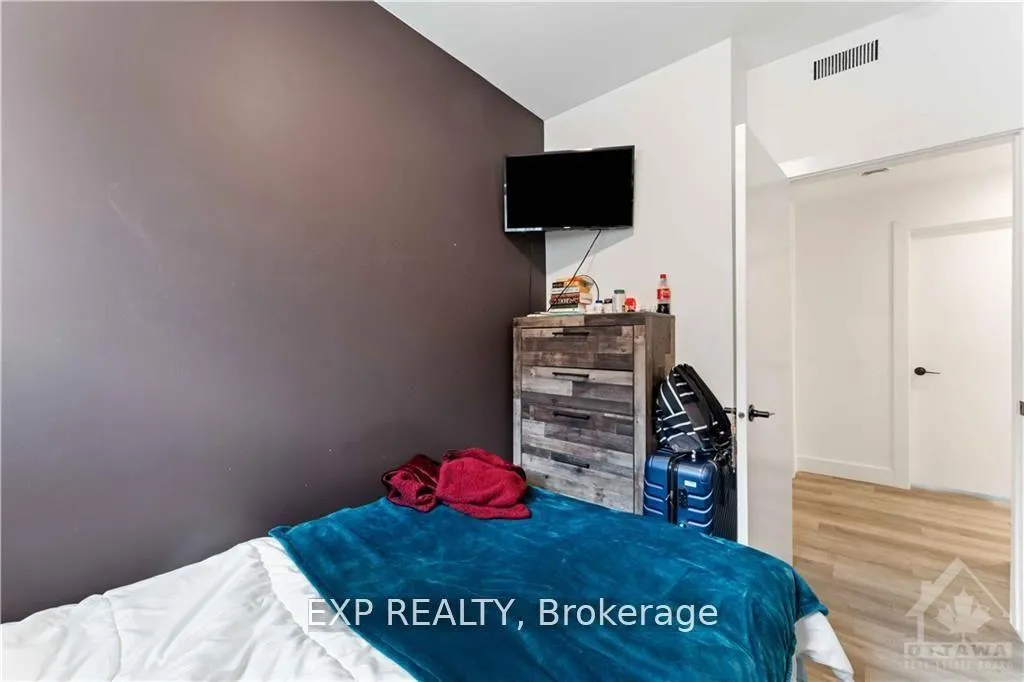 Photo 17 of 227 Blackburn Avenue, Ottawa, Sandy Hill — HOMEH