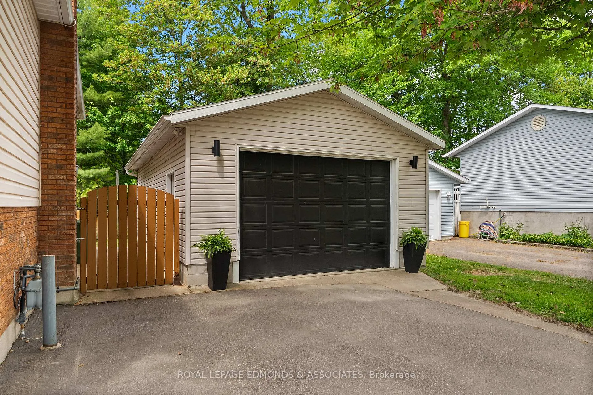 Photo 32 of 8 Jan Drive, Petawawa — HOMEH