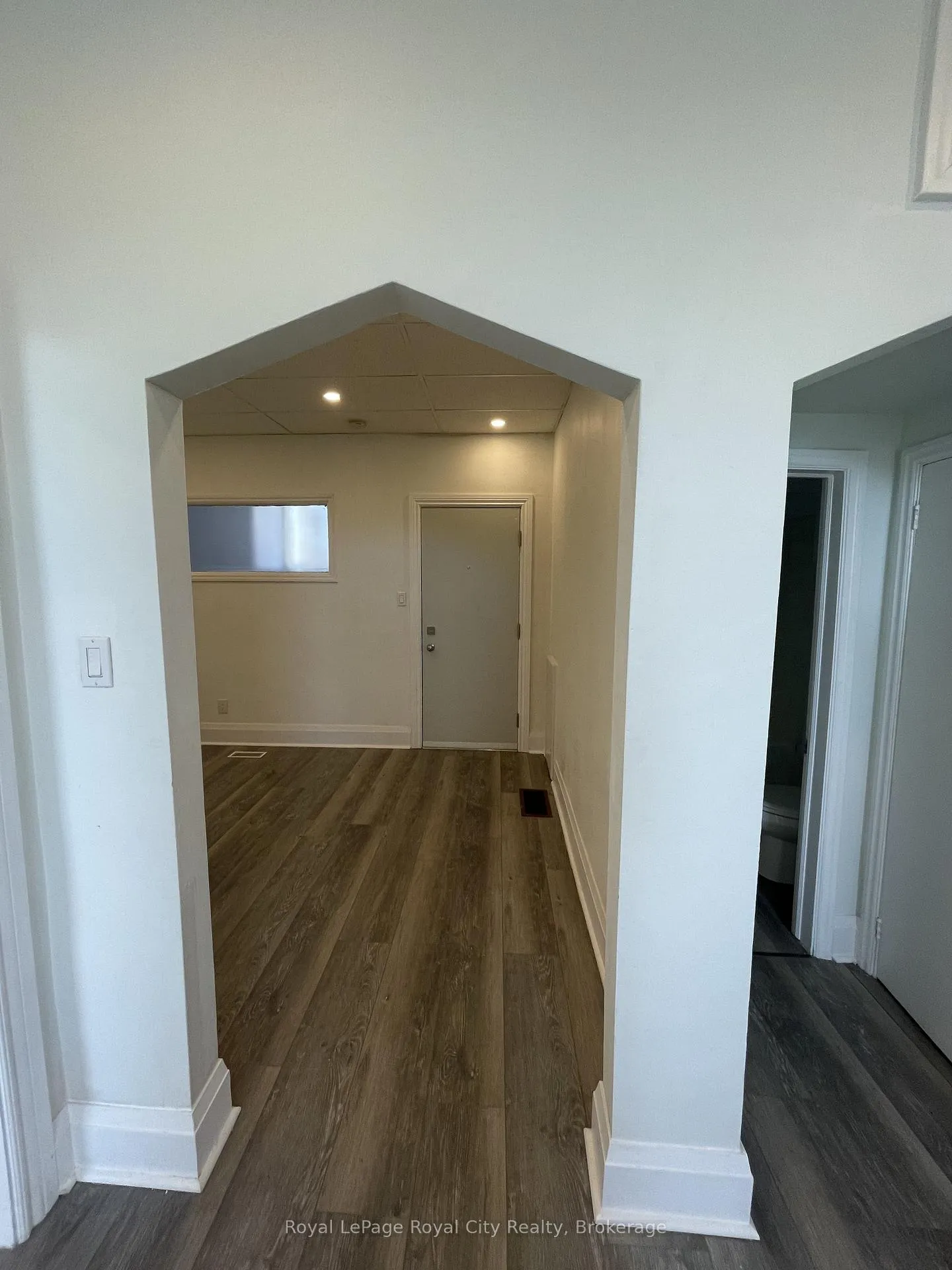 Photo 5 of Unit 5, 21 Gordon Street, Guelph, Downtown — HOMEH