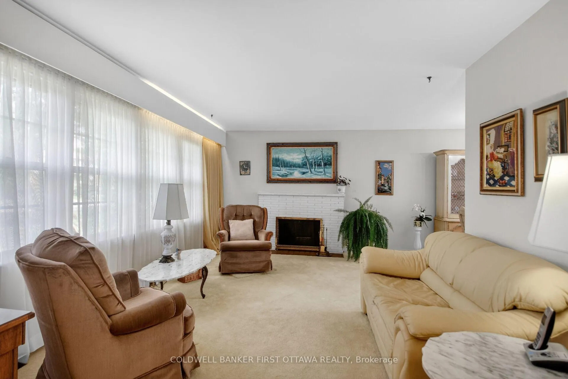 Photo 5 of 1533 Mimosa Avenue, Ottawa, Riverview Park — HOMEH
