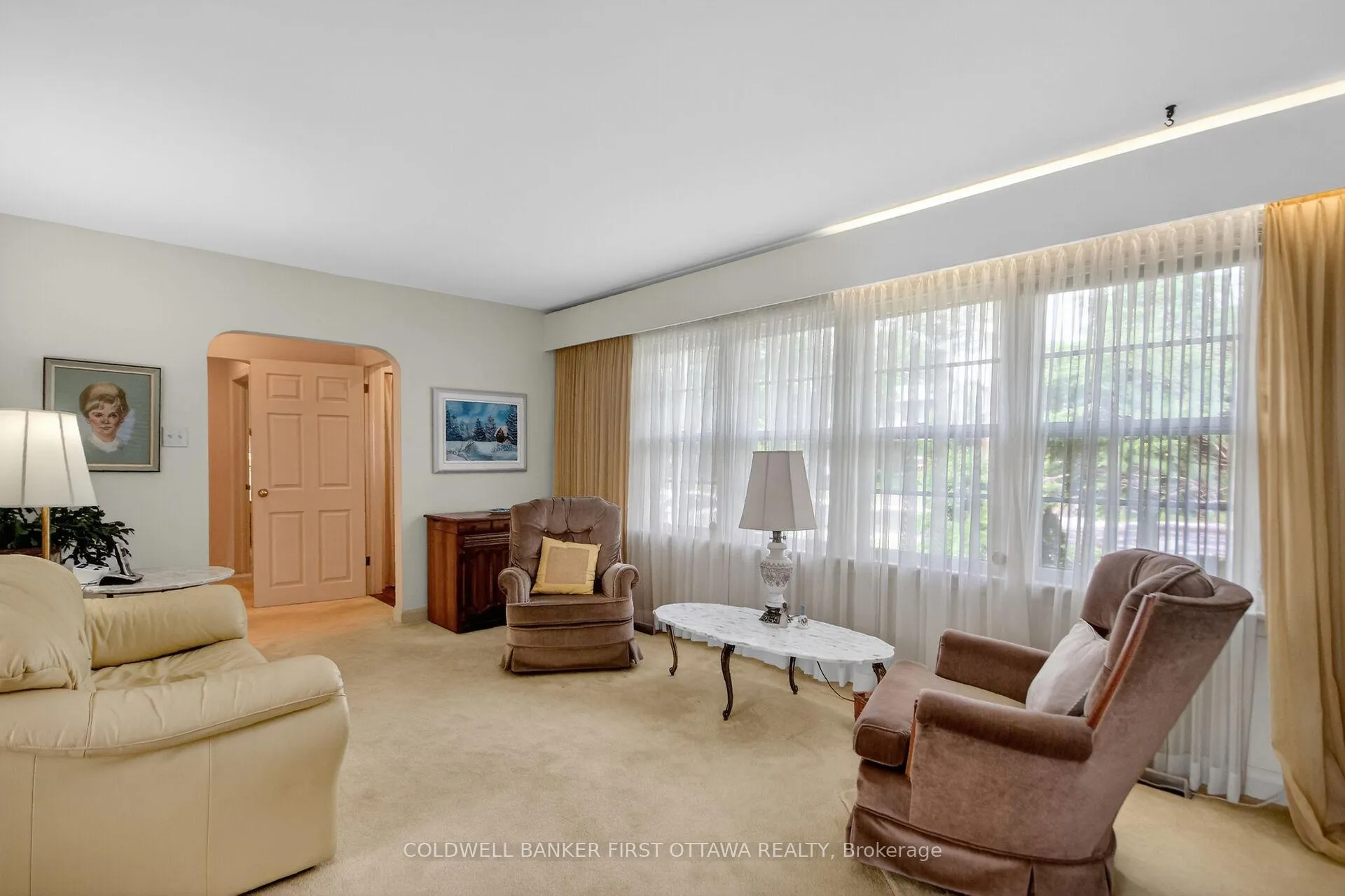Photo 6 of 1533 Mimosa Avenue, Ottawa, Riverview Park — HOMEH
