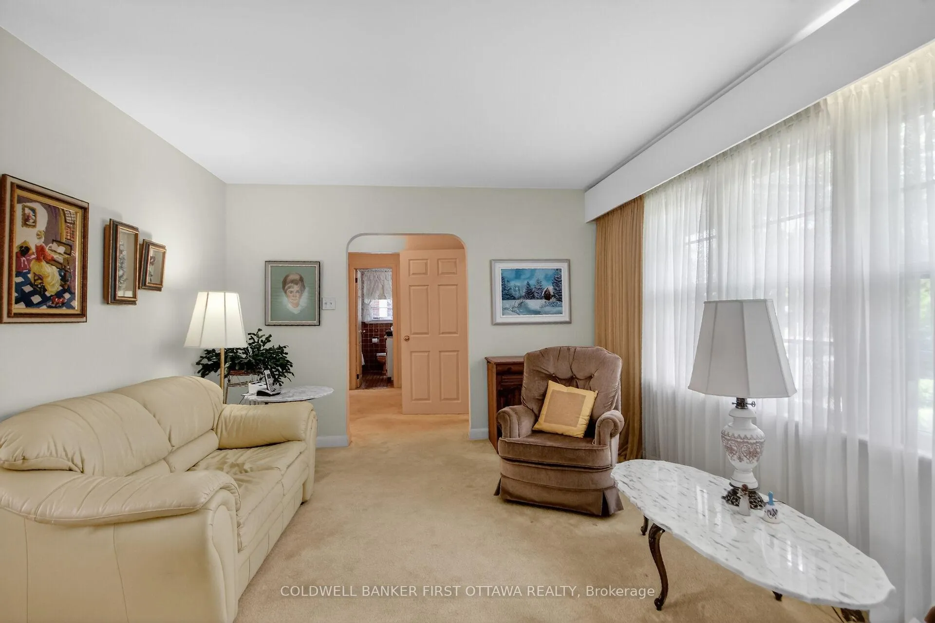 Photo 11 of 1533 Mimosa Avenue, Ottawa, Riverview Park — HOMEH