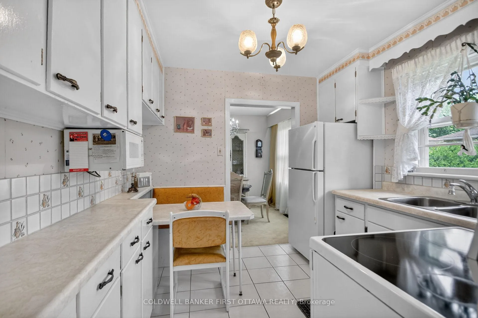 Photo 22 of 1533 Mimosa Avenue, Ottawa, Riverview Park — HOMEH