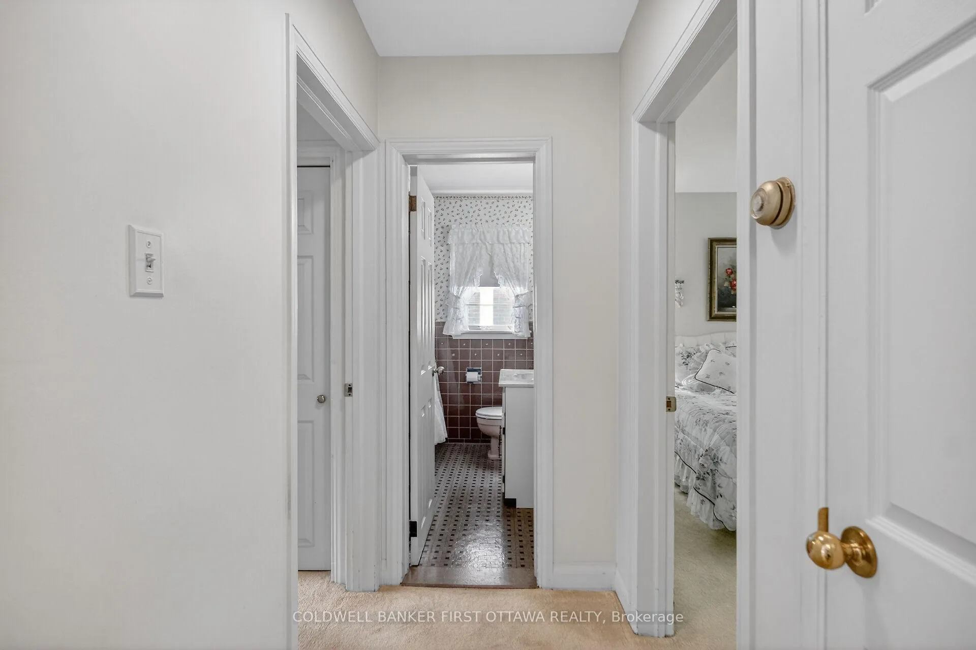 Photo 24 of 1533 Mimosa Avenue, Ottawa, Riverview Park — HOMEH