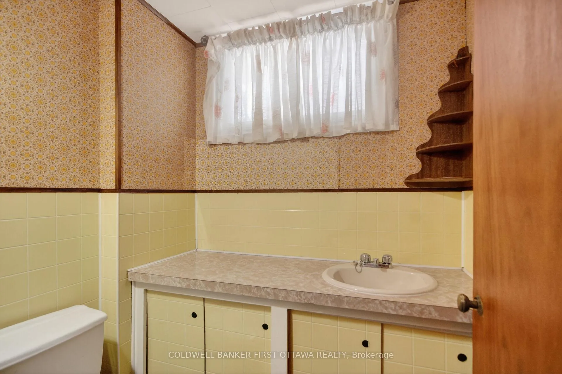 Photo 38 of 1533 Mimosa Avenue, Ottawa, Riverview Park — HOMEH