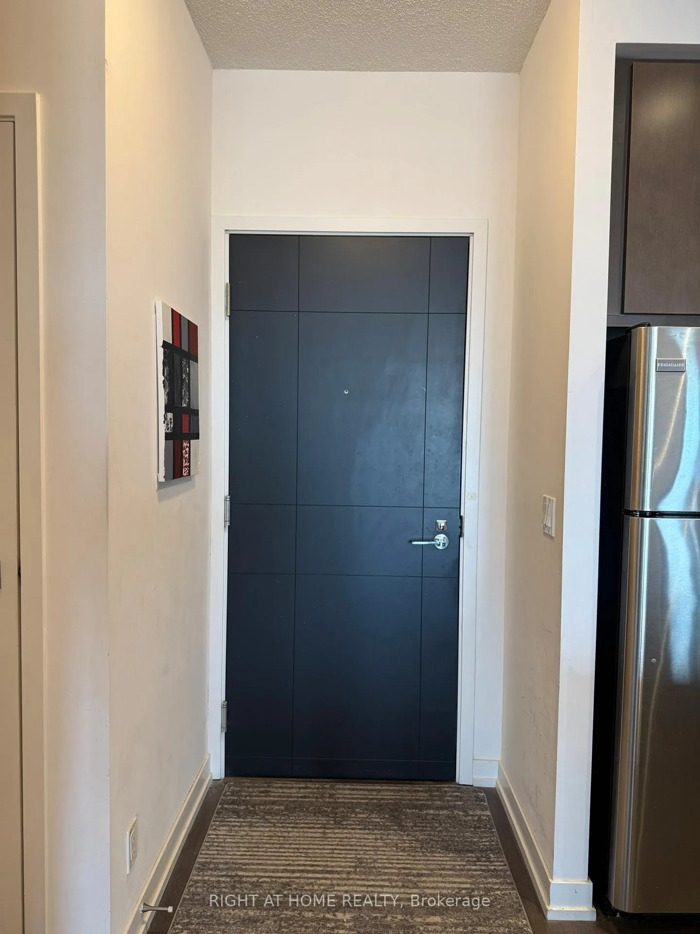 Photo 6 of Unit 2913, 98 Lillian Street, Toronto, Mount Pleasant West — HOMEH