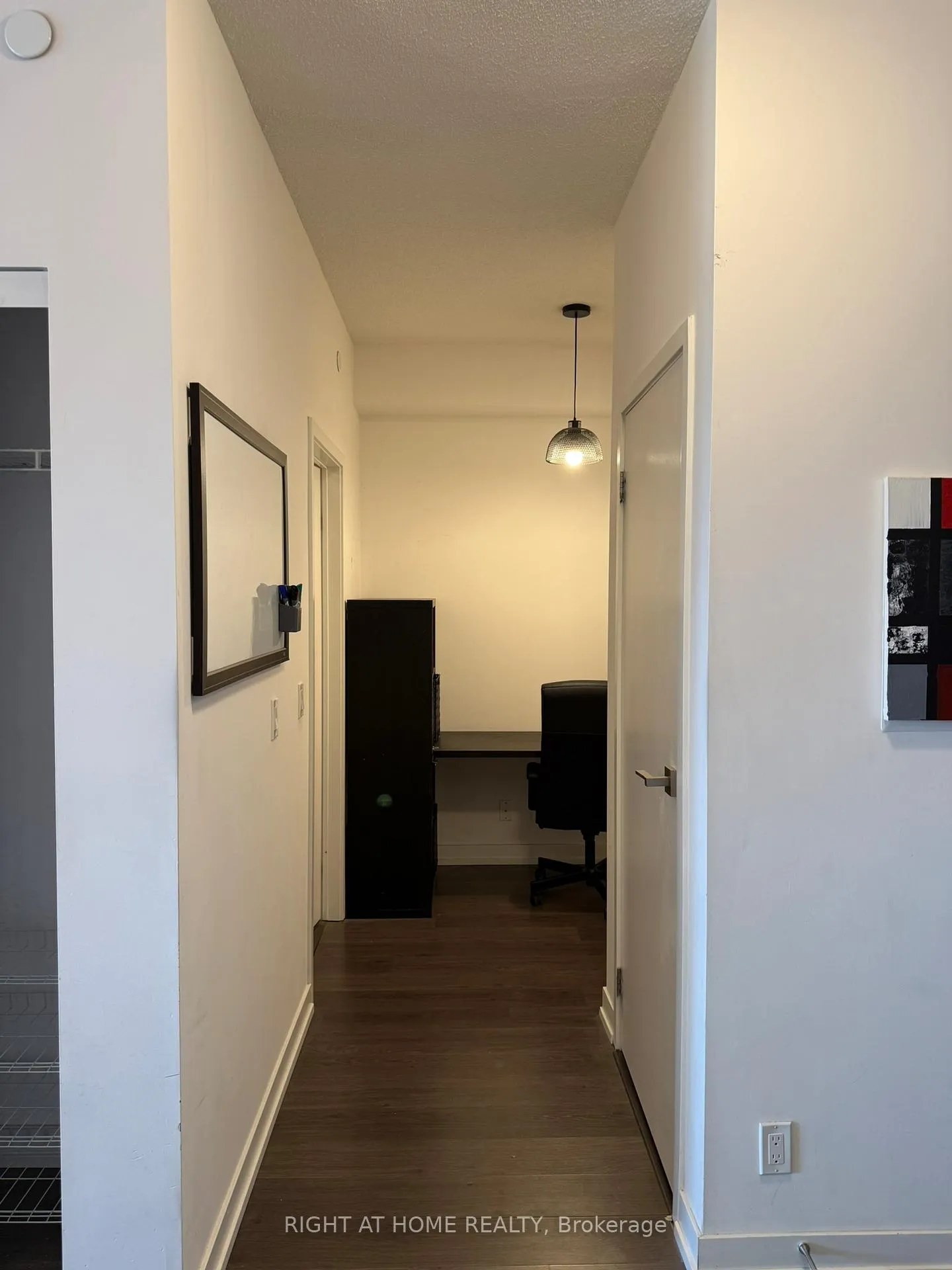 Photo 9 of Unit 2913, 98 Lillian Street, Toronto, Mount Pleasant West — HOMEH