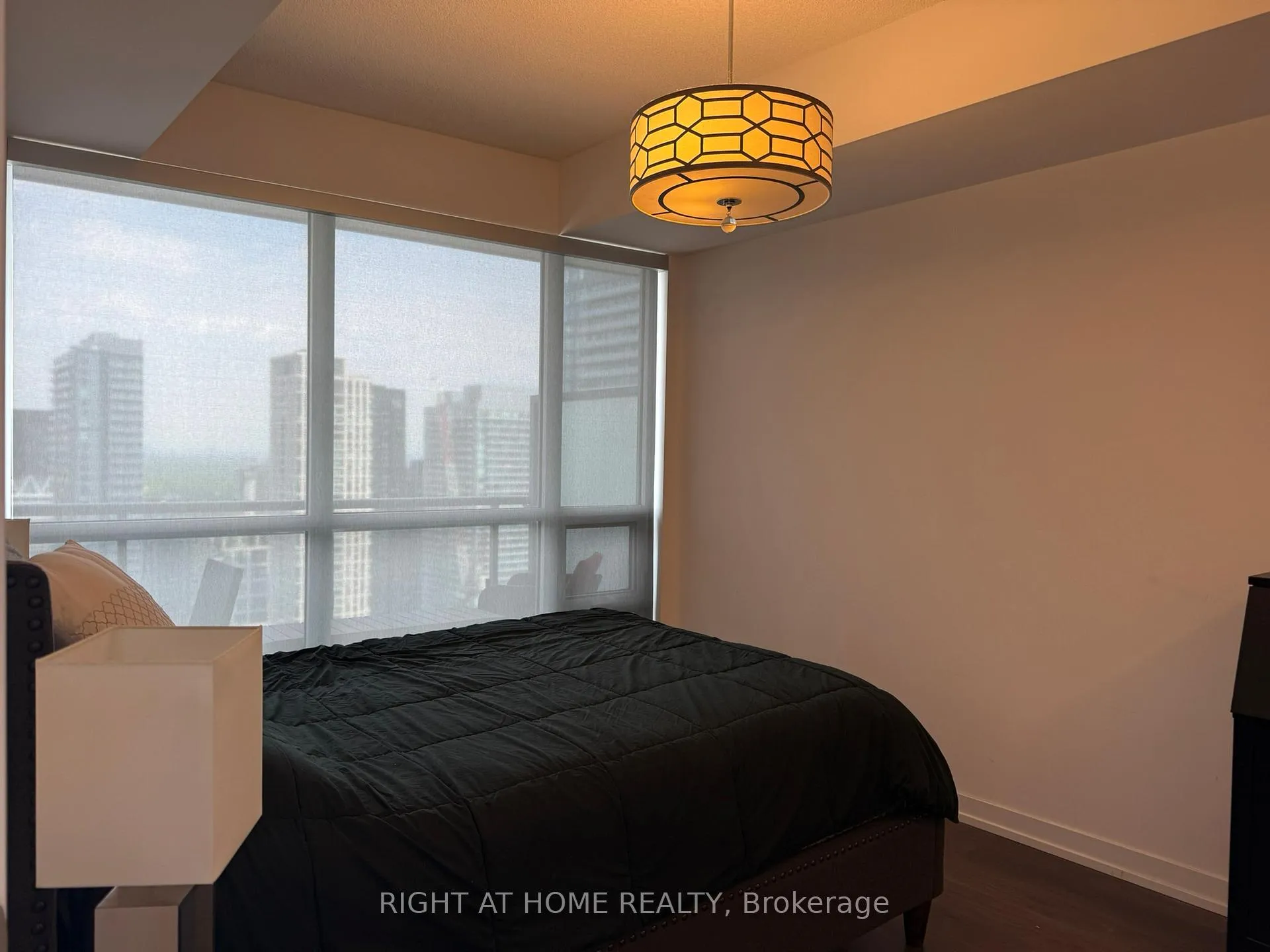 Photo 16 of Unit 2913, 98 Lillian Street, Toronto, Mount Pleasant West — HOMEH