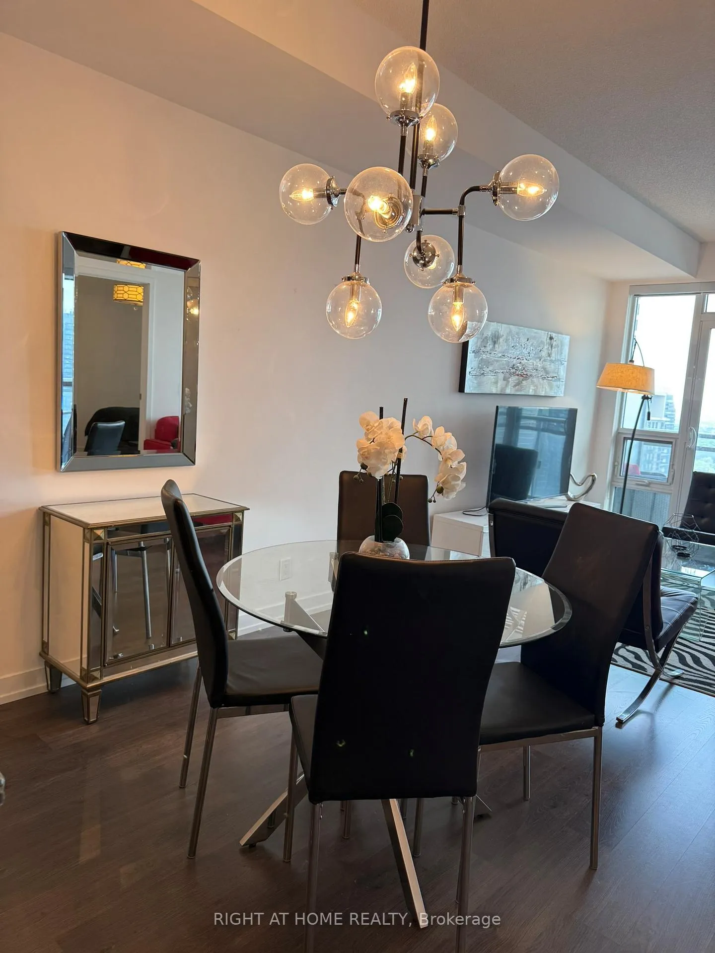 Photo 22 of Unit 2913, 98 Lillian Street, Toronto, Mount Pleasant West — HOMEH