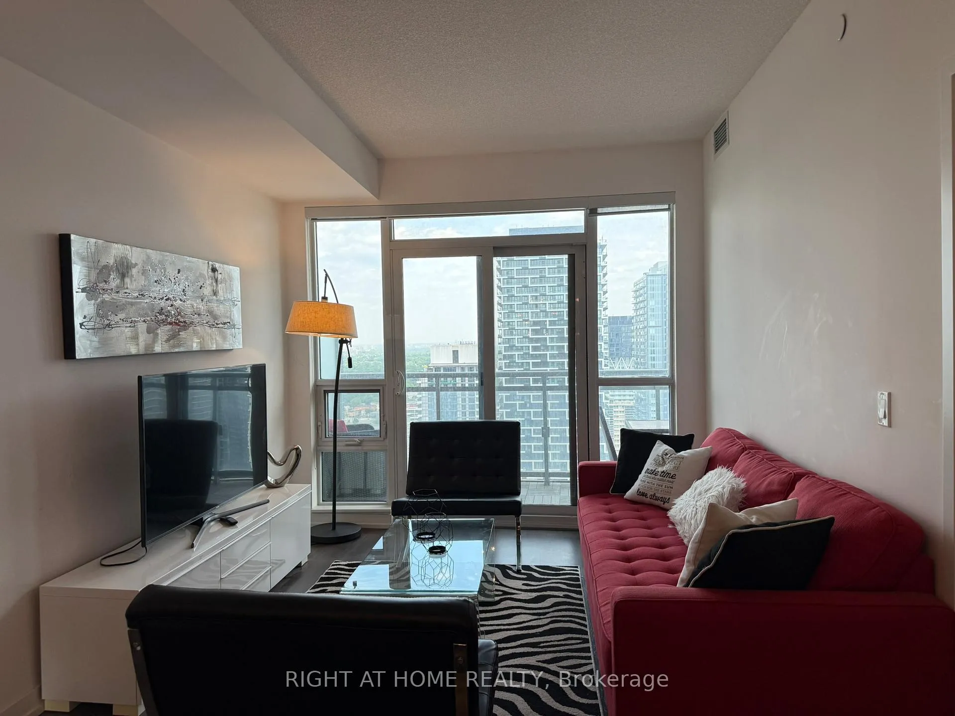 Photo 23 of Unit 2913, 98 Lillian Street, Toronto, Mount Pleasant West — HOMEH