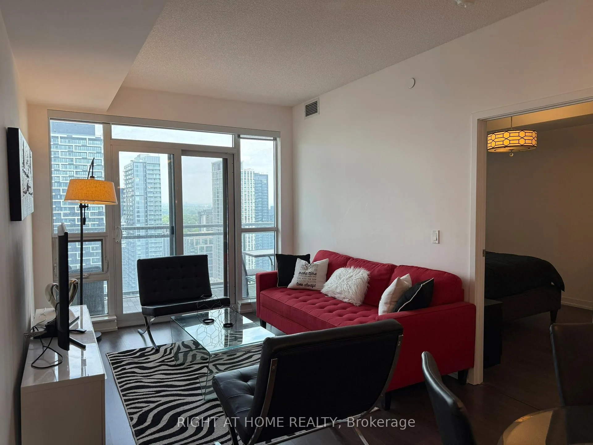 Photo 24 of Unit 2913, 98 Lillian Street, Toronto, Mount Pleasant West — HOMEH