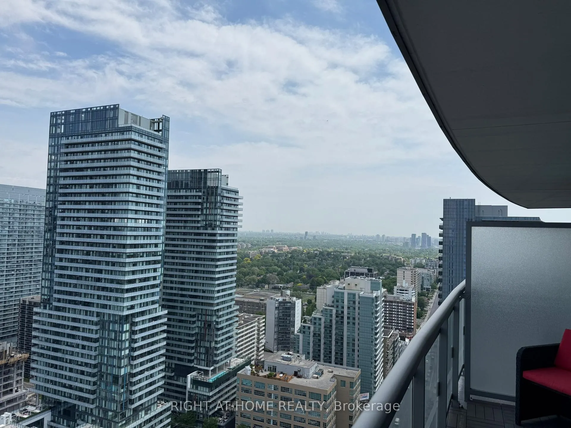 Photo 29 of Unit 2913, 98 Lillian Street, Toronto, Mount Pleasant West — HOMEH