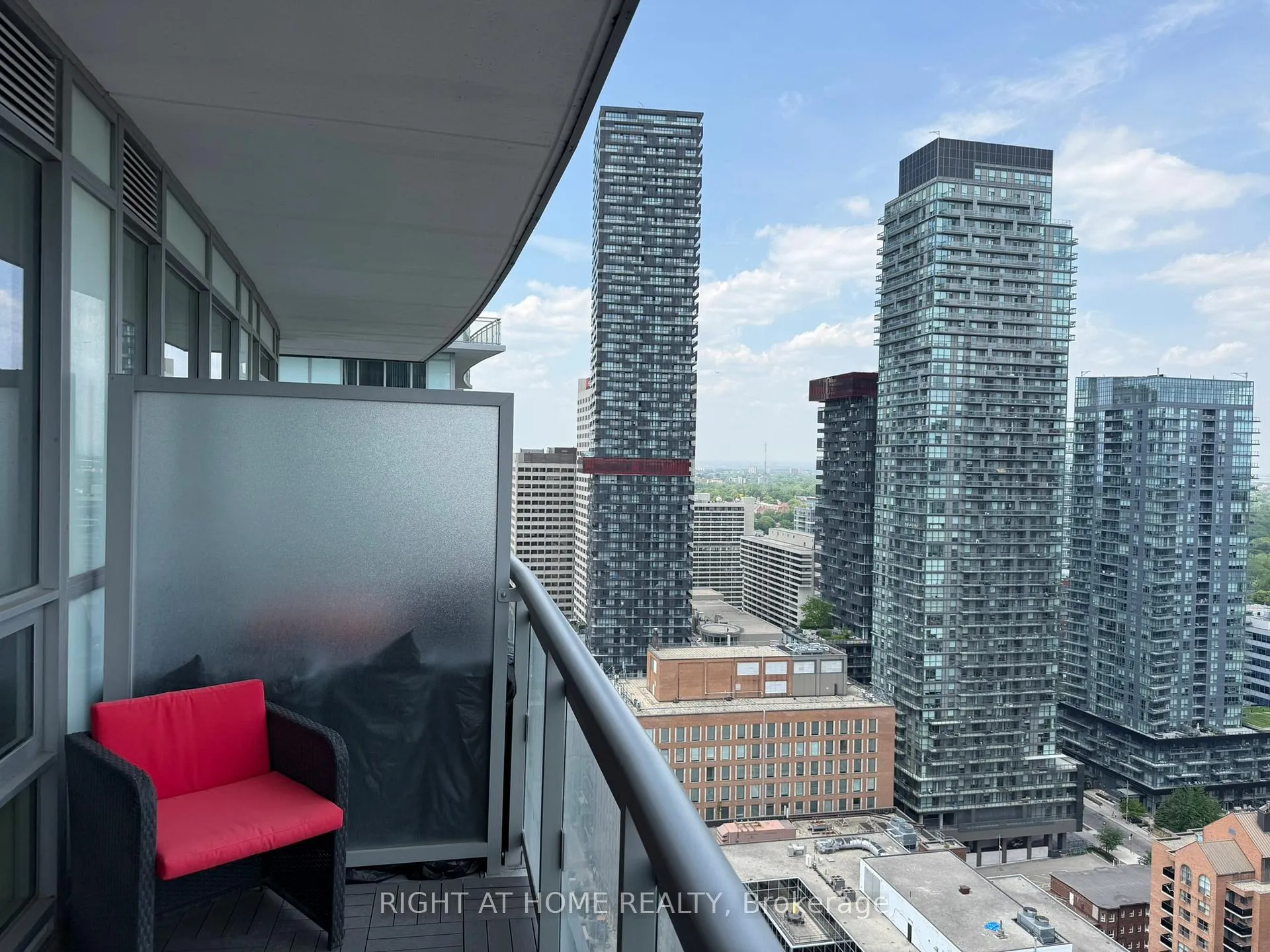 Photo 32 of Unit 2913, 98 Lillian Street, Toronto, Mount Pleasant West — HOMEH