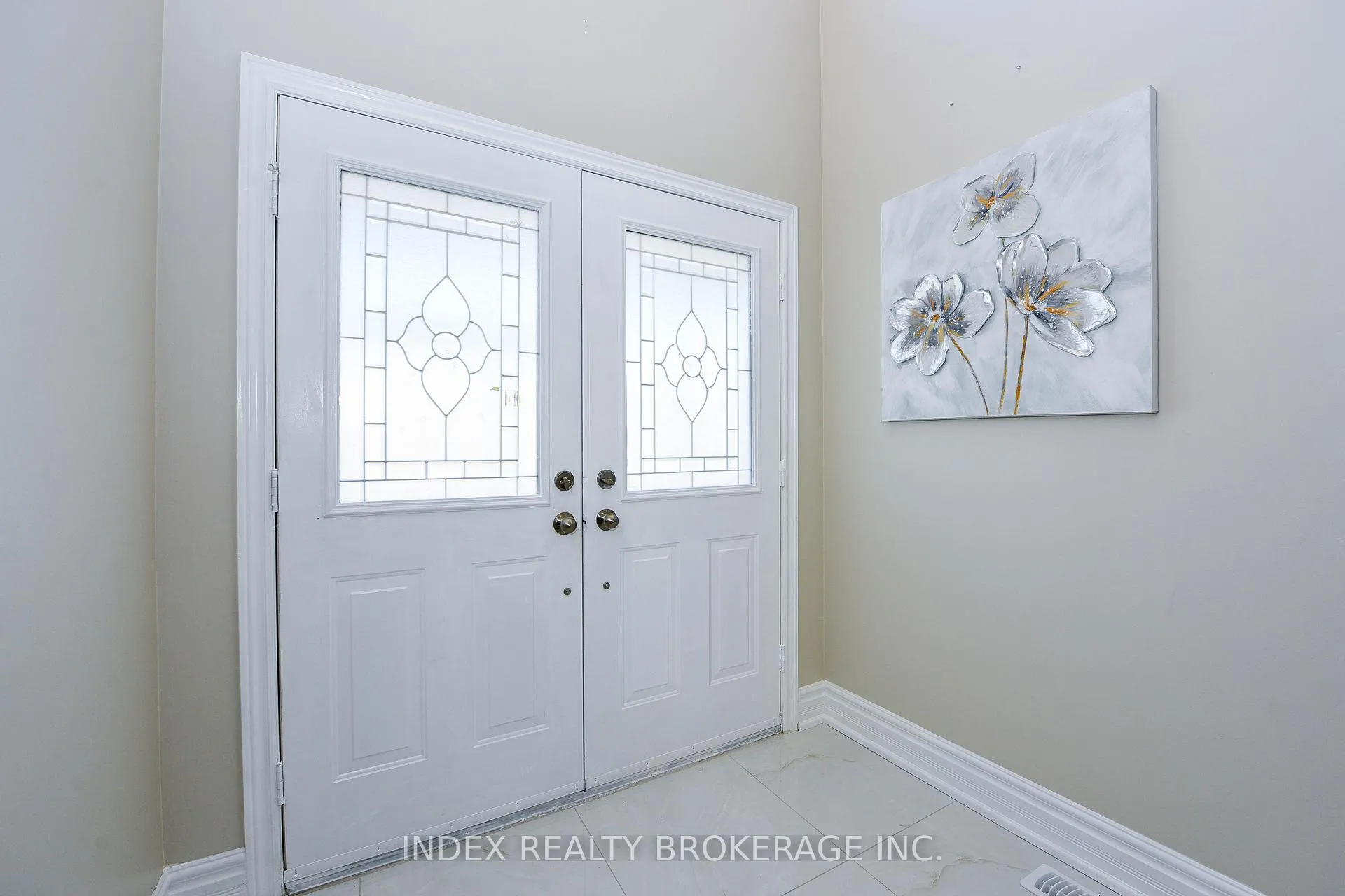 Photo 2 of 10 Leopard Gate, Brampton, Sandringham-Wellington — HOMEH